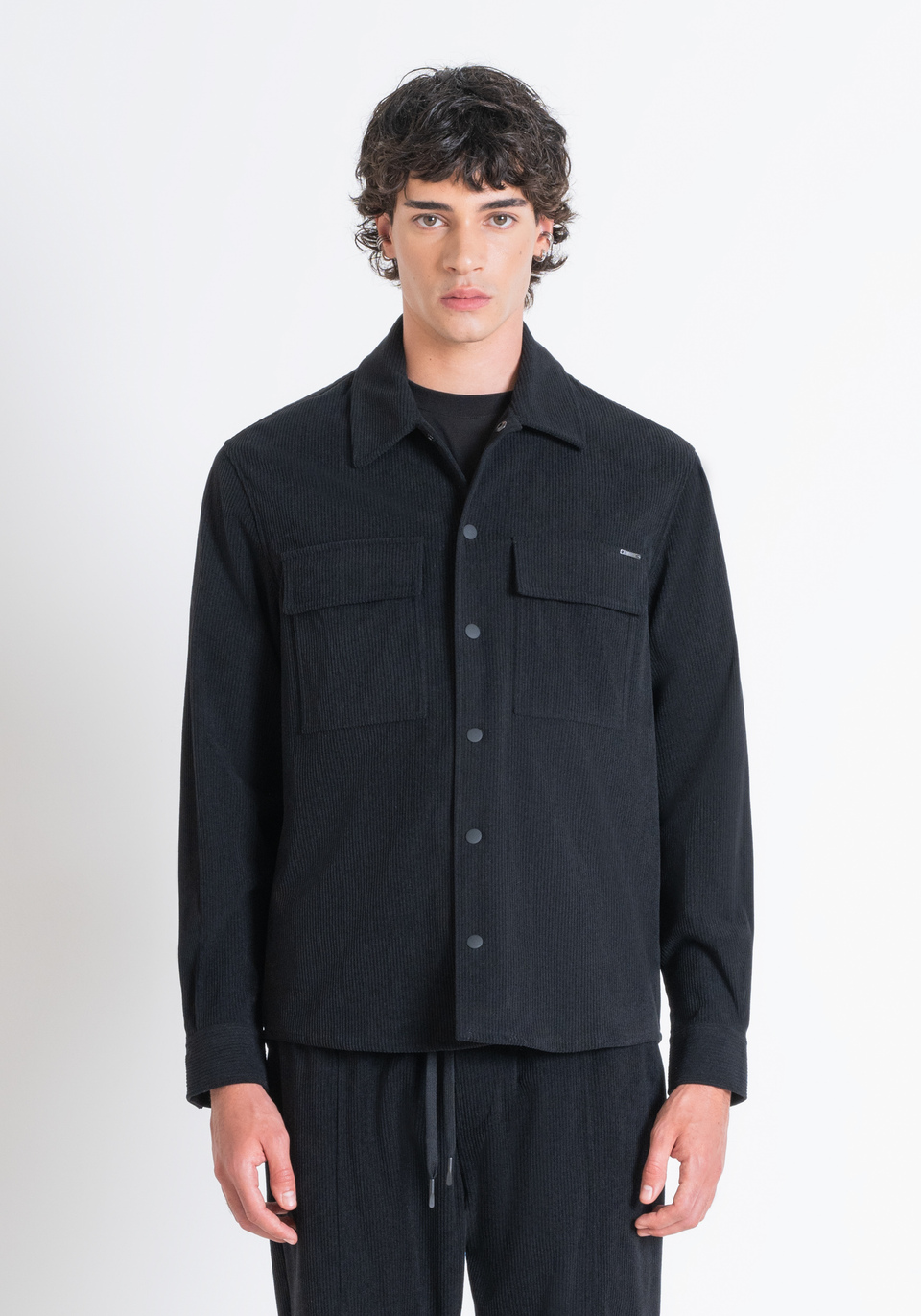 REGULAR FIT STRAIGHT CUT "BERLIN" SHIRT IN BLACK CORDUROY - Antony Morato Online Shop