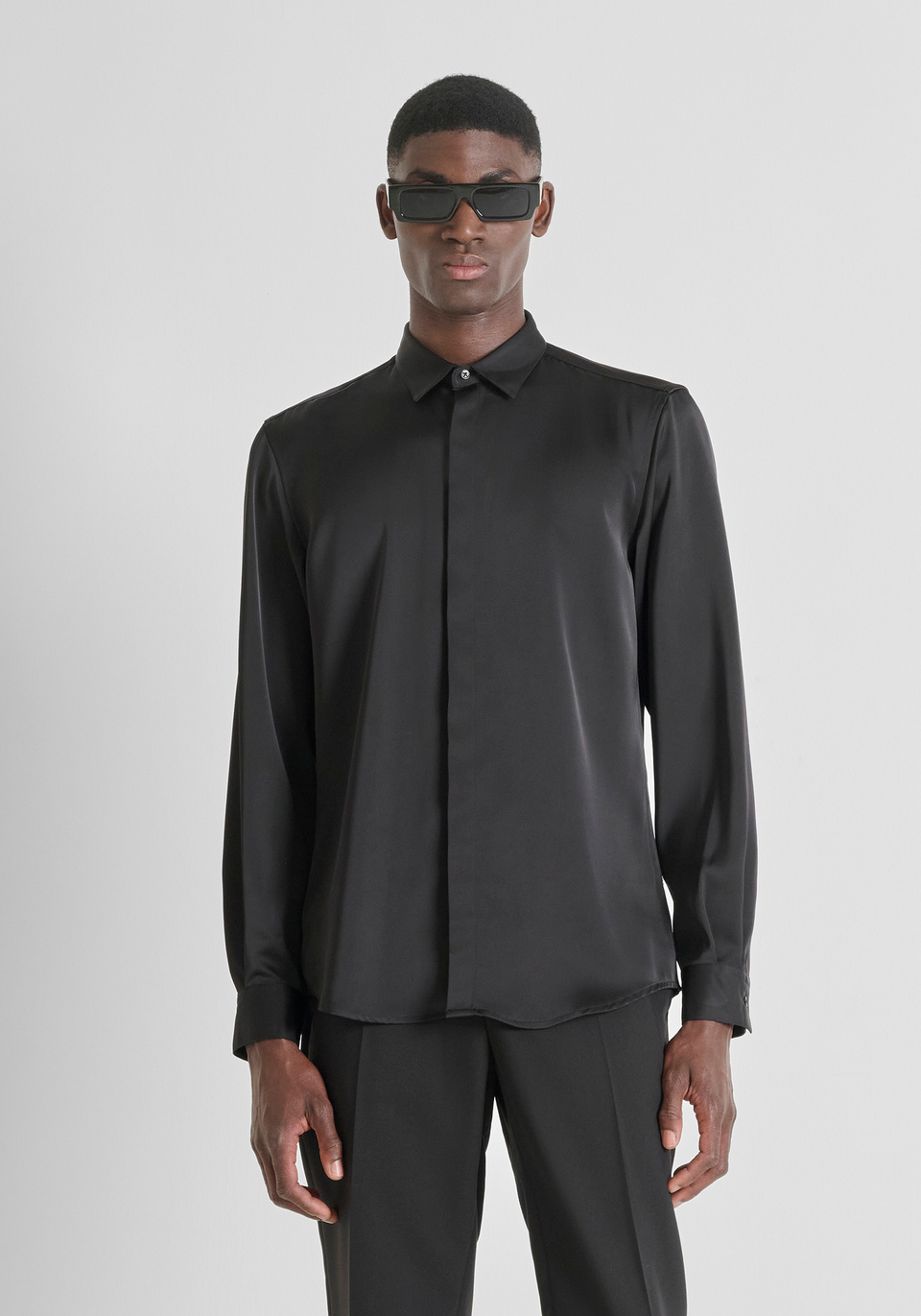 REGULAR FIT "LONDON" SHIRT IN SATEN FABRIC SOFT TOUCH - Antony Morato Online Shop