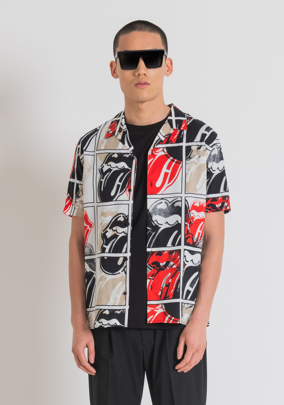 "HONOLULU" REGULAR STRAIGHT FIT SHIRT IN COTTON VISCOSE BLEND FABRIC WITH ROLLING STONES PRINT - Antony Morato Online Shop