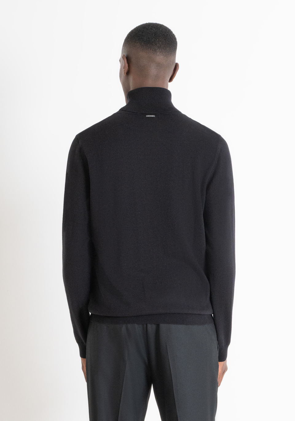 Warm turtleneck sweater best sale