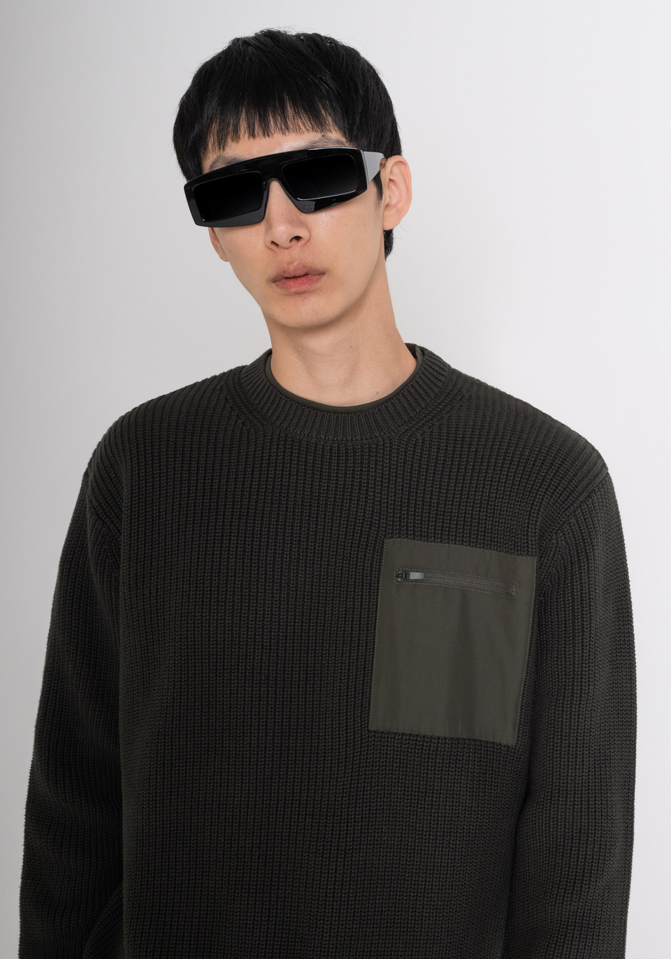 RELAXED FIT SWEATER IN COTTON WITH POCKET - Antony Morato Online Shop