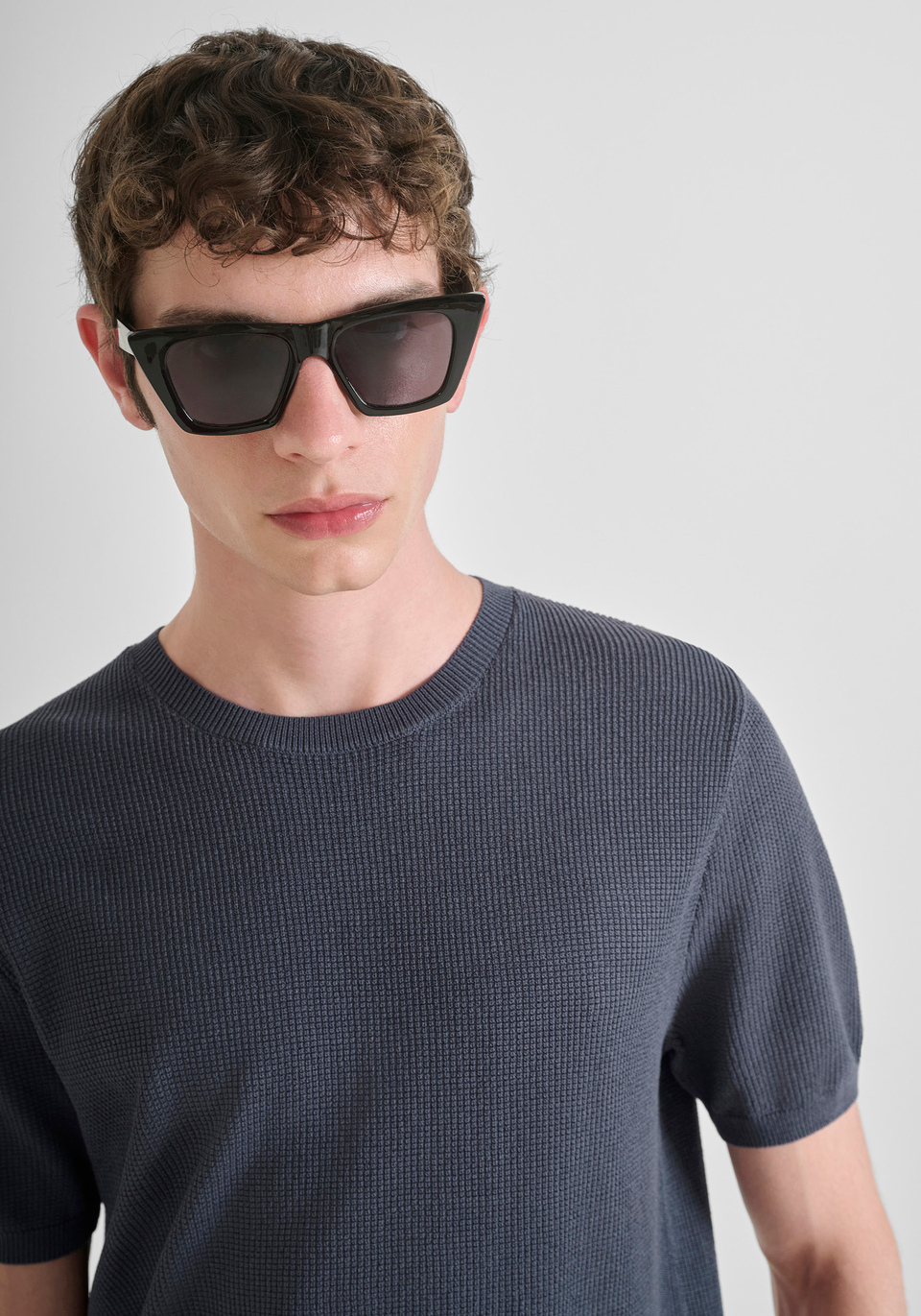 SHORT SLEEVE REGULAR FIT SUPER FINE VISCOSE BLEND JERSEY - Antony Morato Online Shop