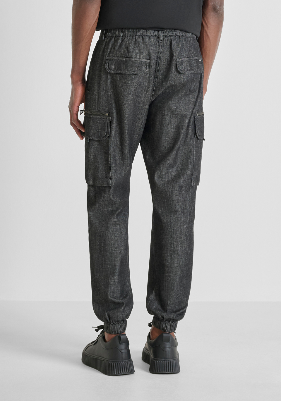 REGULAR FIT "JAGO" CARGO STYLE TROUSERS IN COTTON WITH DENIM EFFECT - Antony Morato Online Shop