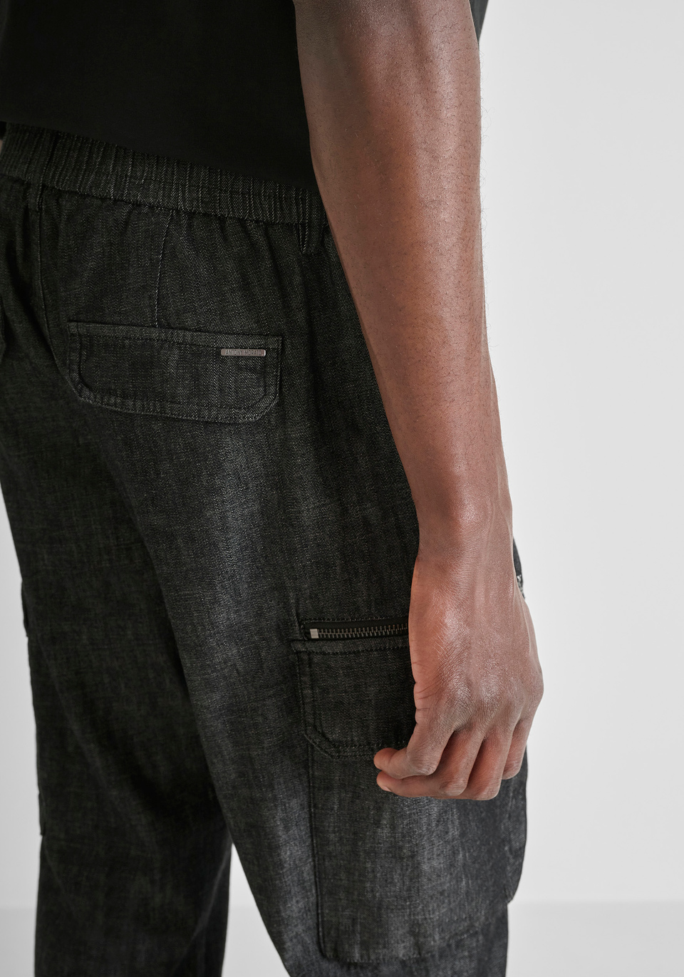REGULAR FIT "JAGO" CARGO STYLE TROUSERS IN COTTON WITH DENIM EFFECT - Antony Morato Online Shop