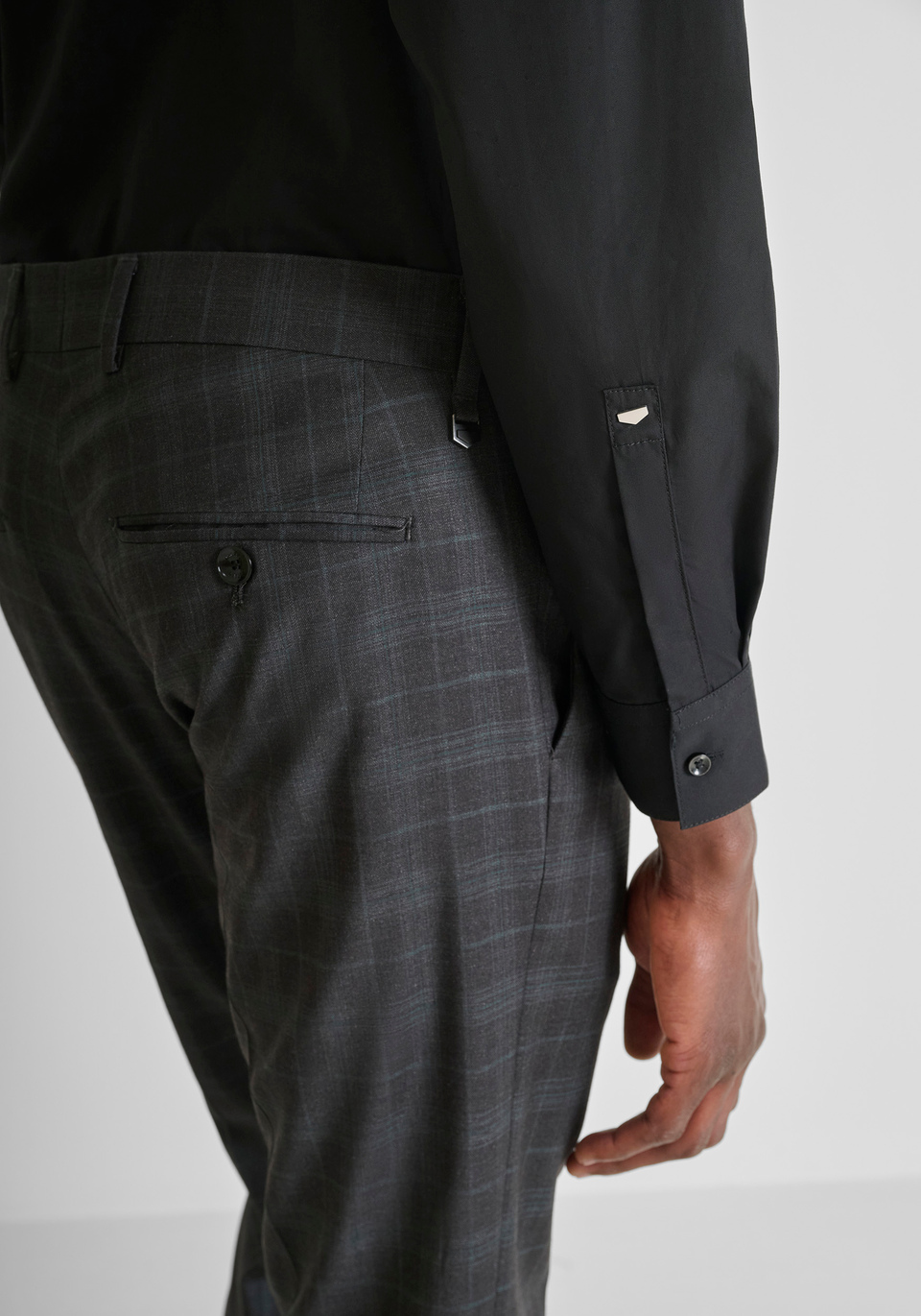 SLIM FIT TROUSERS "BONNIE" IN STRETCH VISCOSE MICRO PATTERN - Antony Morato Online Shop