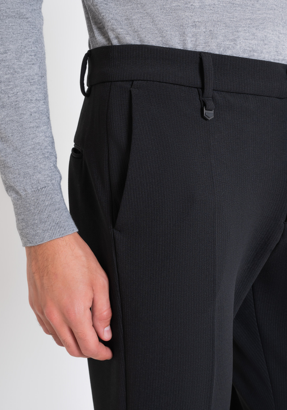 HOSE „ASHE“ SUPER SKINNY FIT MIKRO-MUSTER GESTREIFT - Antony Morato Online Shop