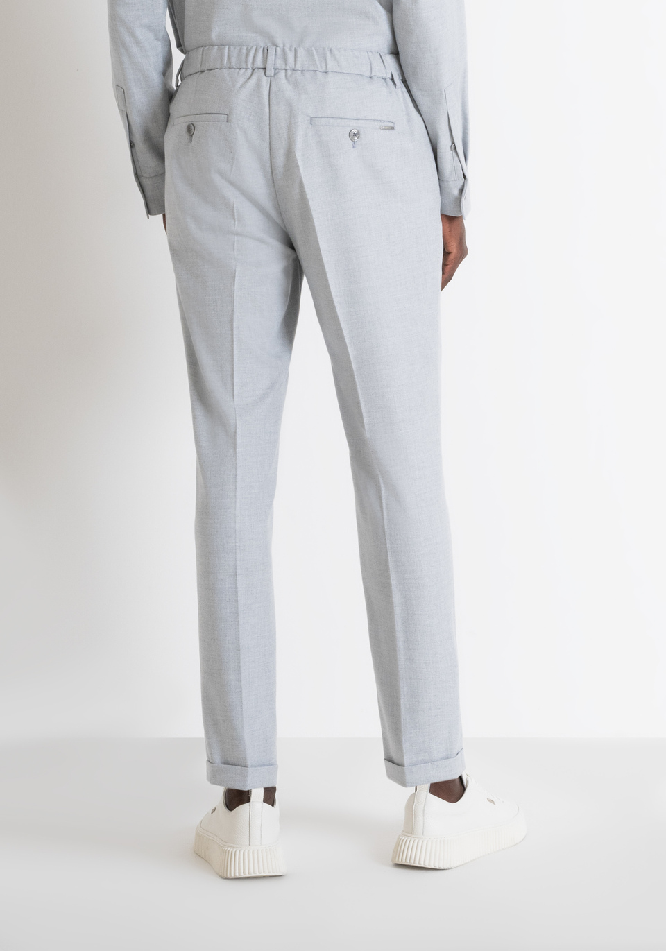 HOSE „GUSTAF“ CARROT FIT GRAU MELIERT AUS VISKOSE - Antony Morato Online Shop