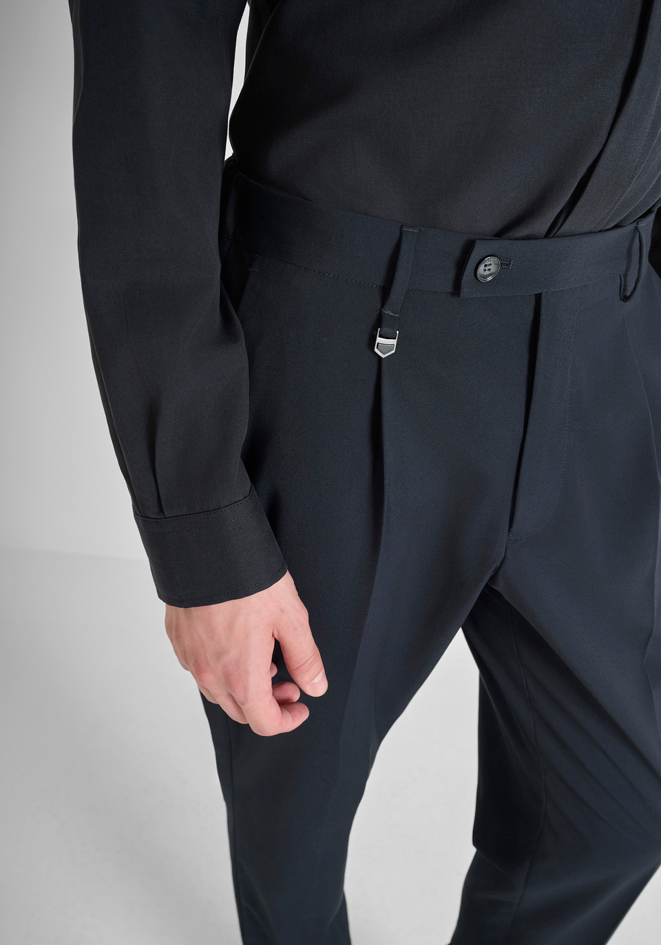 PANTALON REGULAR FIT « LUIS » STRETCH VISCOSE BLEND - Antony Morato Online Shop
