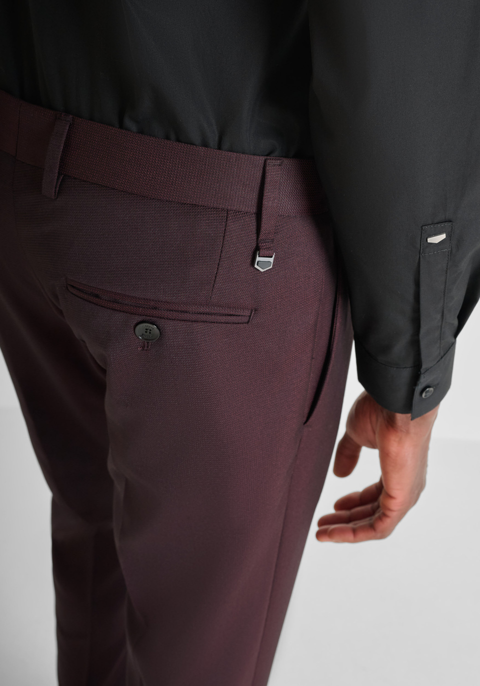 PANTALONES SLIM FIT «BONNIE» EN VISCOSA ELÁSTICA MICROESTAMPADO - Antony Morato Online Shop