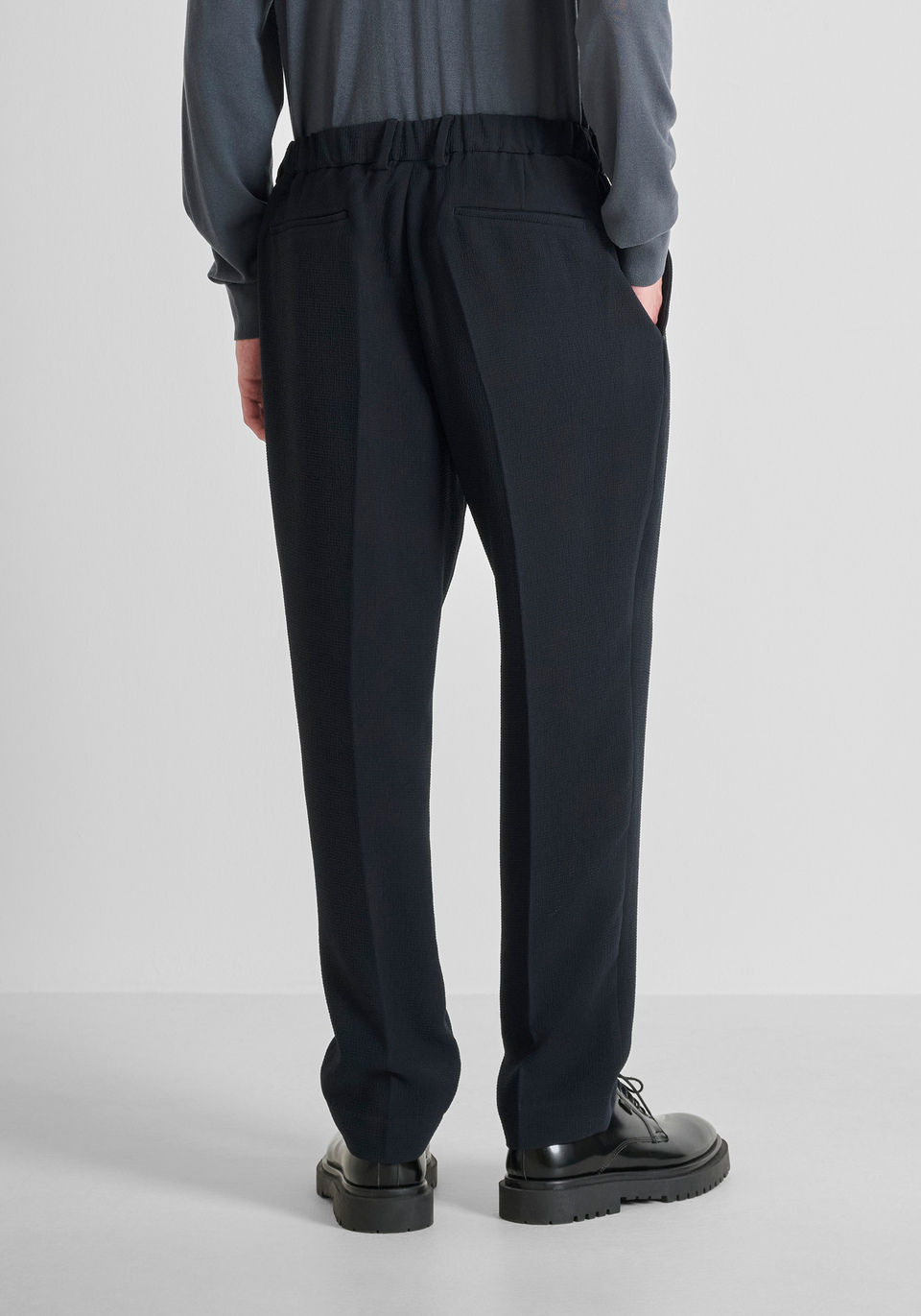 REGULAR FIT "CORA" STRAIGHT-LEG TROUSERS IN TECHNICAL FABRIC - Antony Morato Online Shop