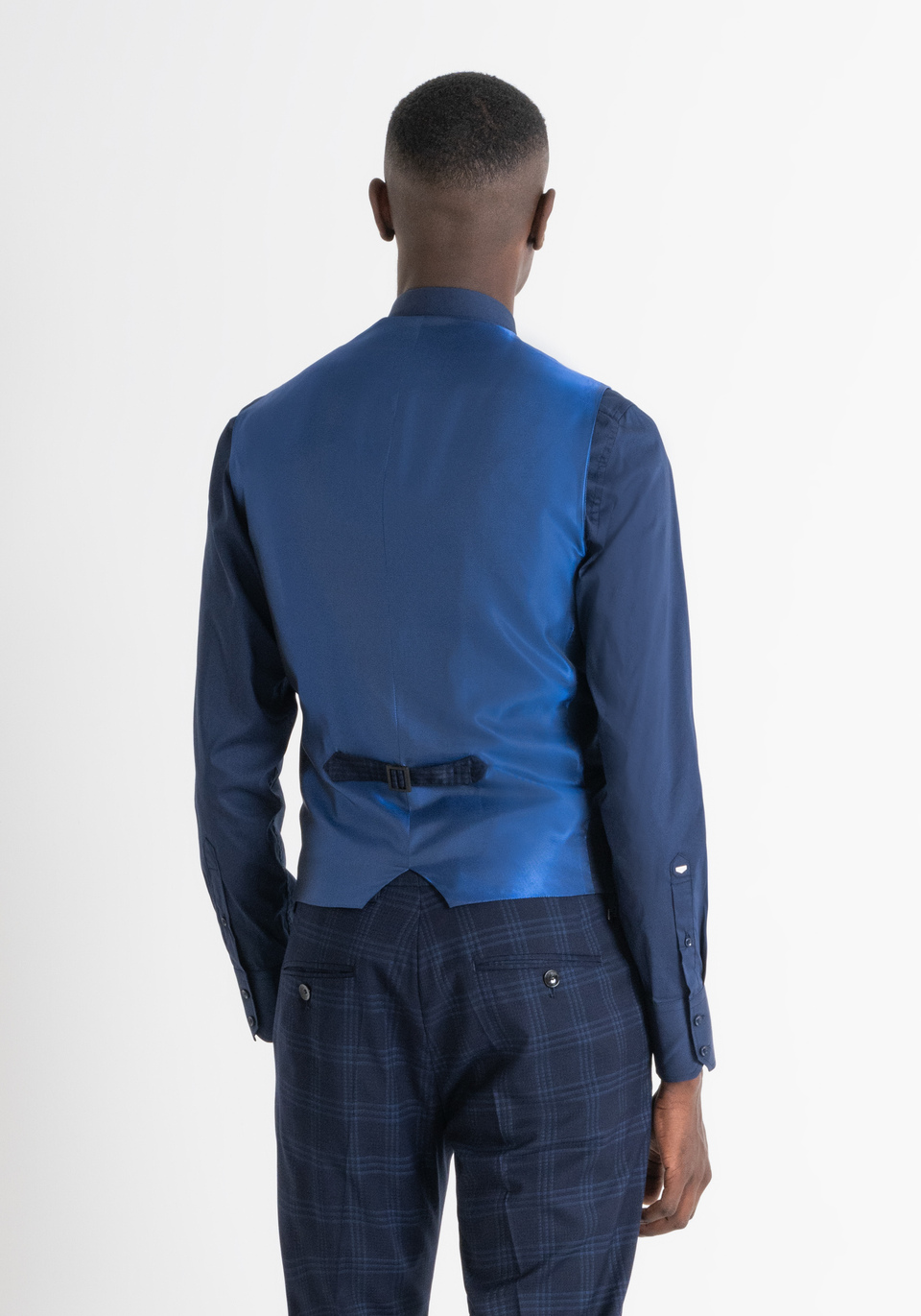 WESTE SLIM FIT AUS ELASTISCHER VISKOSE MIT KAROMUSTER - Antony Morato Online Shop