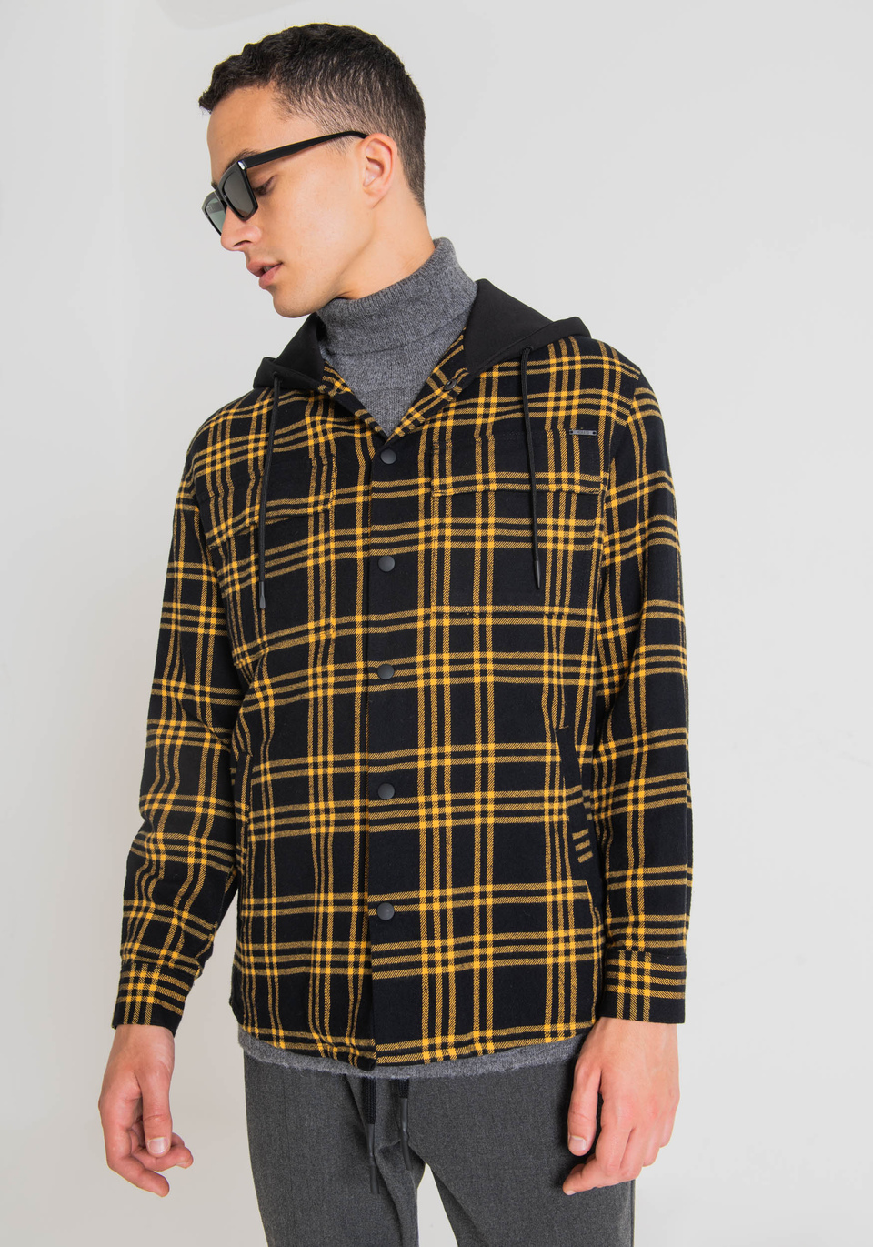 OVERSIZE SHIRT IN PURE COTTON TWILL WITH HOOD - Antony Morato Online Shop