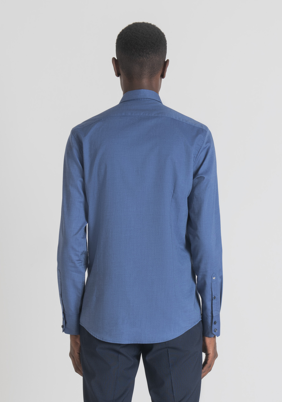 "NAPOLI" SLIM-FIT SHIRT IN EASY-IRON PURE COTTON WITH DENIM EFFECT - Antony Morato Online Shop