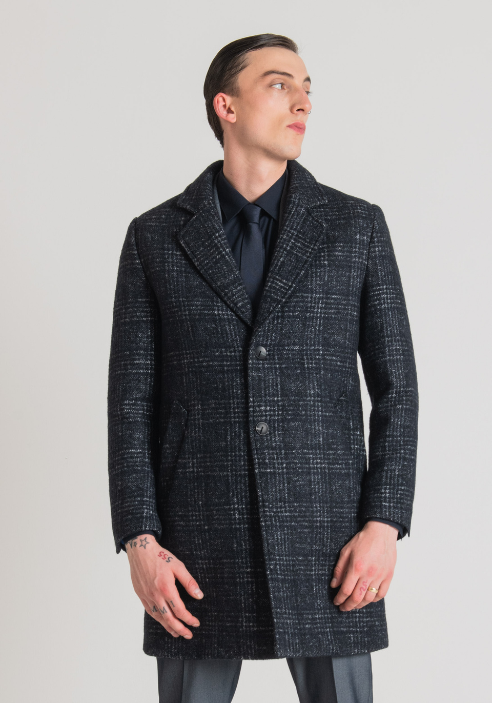 "MATHIAS" REGULAR FIT COAT IN WARM WOOL BLEND FABRIC WITH CHECK PATTERN - Antony Morato Online Shop