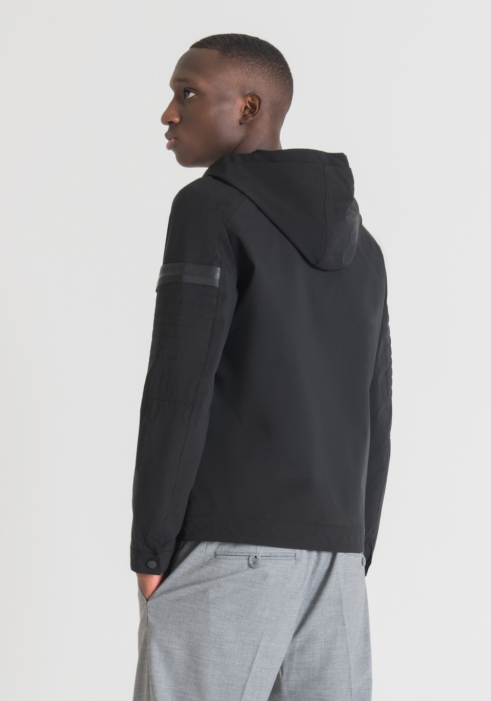 BLOUSON AJUSTÉ EN TISSU TECHNIQUE - Antony Morato Online Shop
