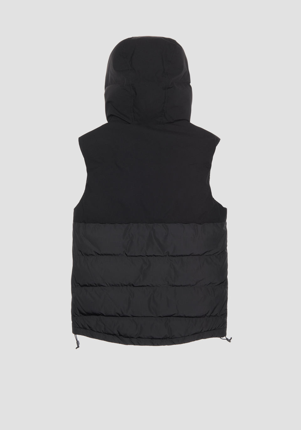REGULAR FIT SLEEVELESS JACKET IN TECHNICAL FABRIC WITH HOOD - Antony Morato Online Shop
