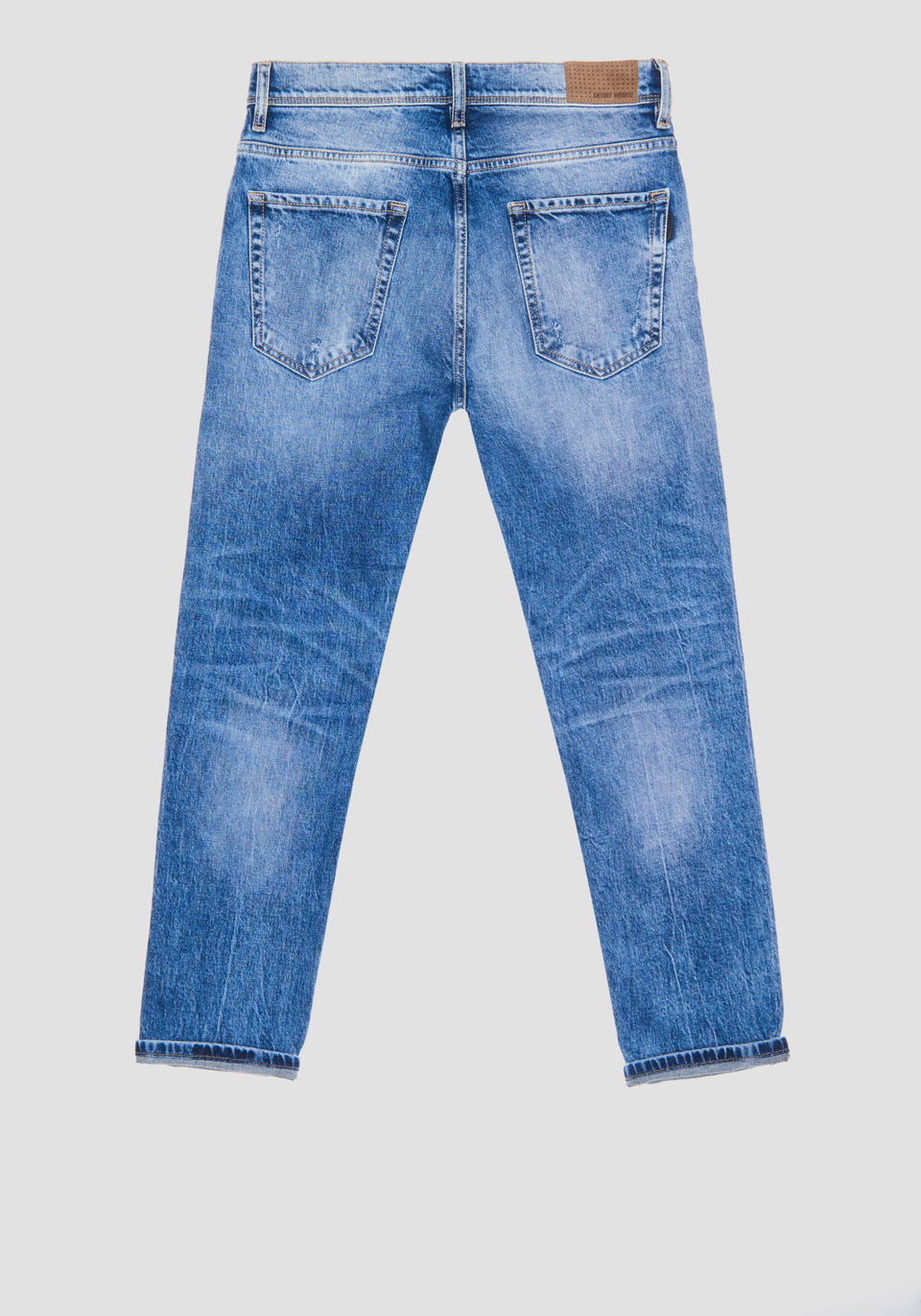 "ARGON" SLIM FIT ANKLE JEANS IN COMFORT DENIM WITH MEDIUM WASH AND ABRASIONS - Antony Morato Online Shop