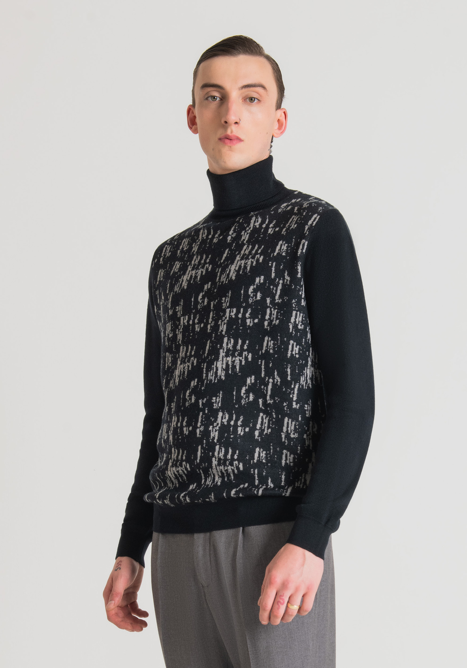 REGULAR FIT SWEATER IN WOOL BLEND YARN WITH ABSTRACT JACQUARD PATTERN - Antony Morato Online Shop