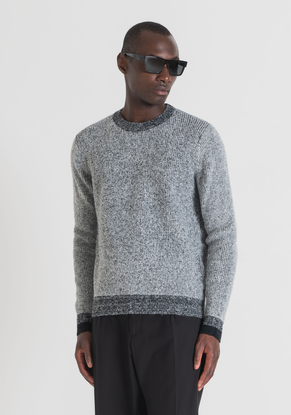 SLIM FIT SWEATER IN MOHAIR WOOL YARN 