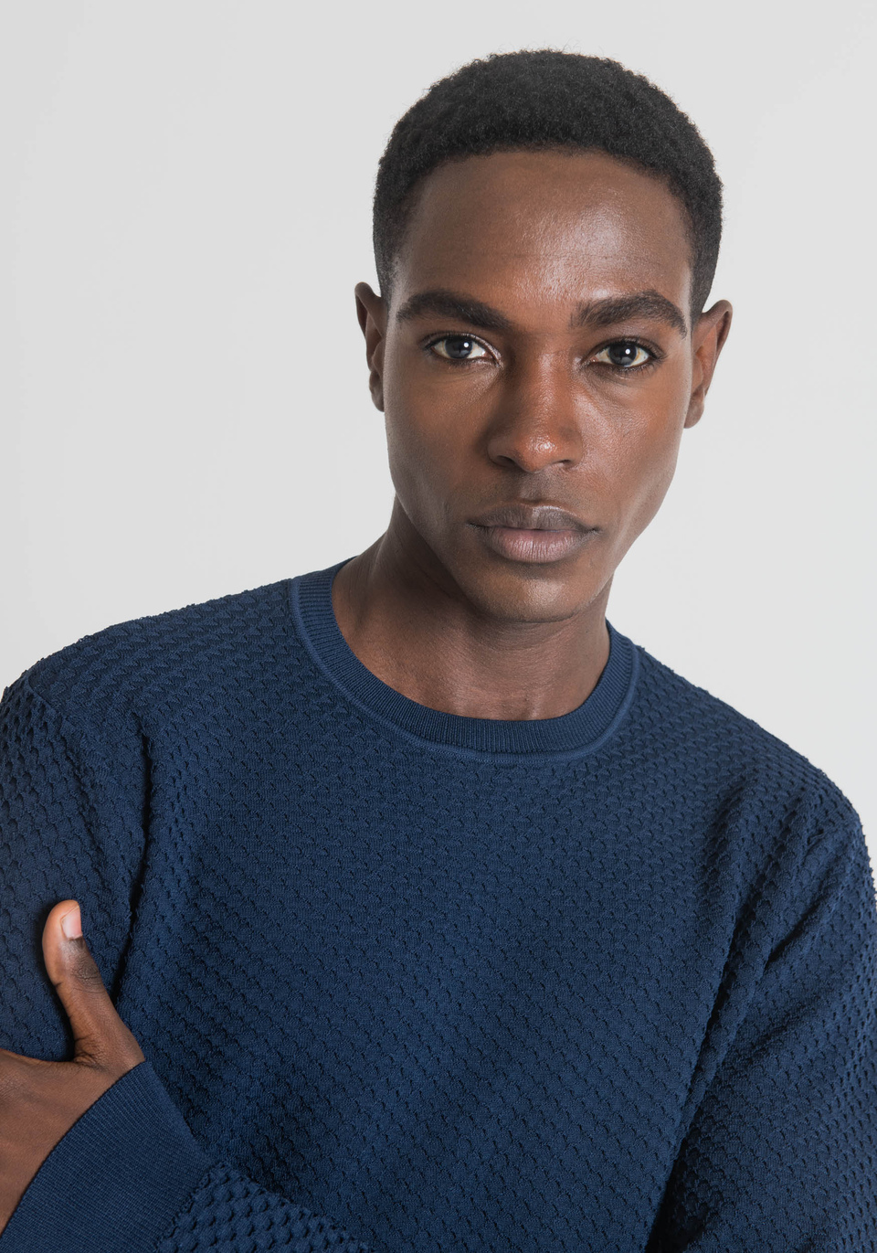 SLIM-FIT SWEATER IN VISCOSE-BLEND YARN WITH HONEYCOMB KNIT - Antony Morato Online Shop