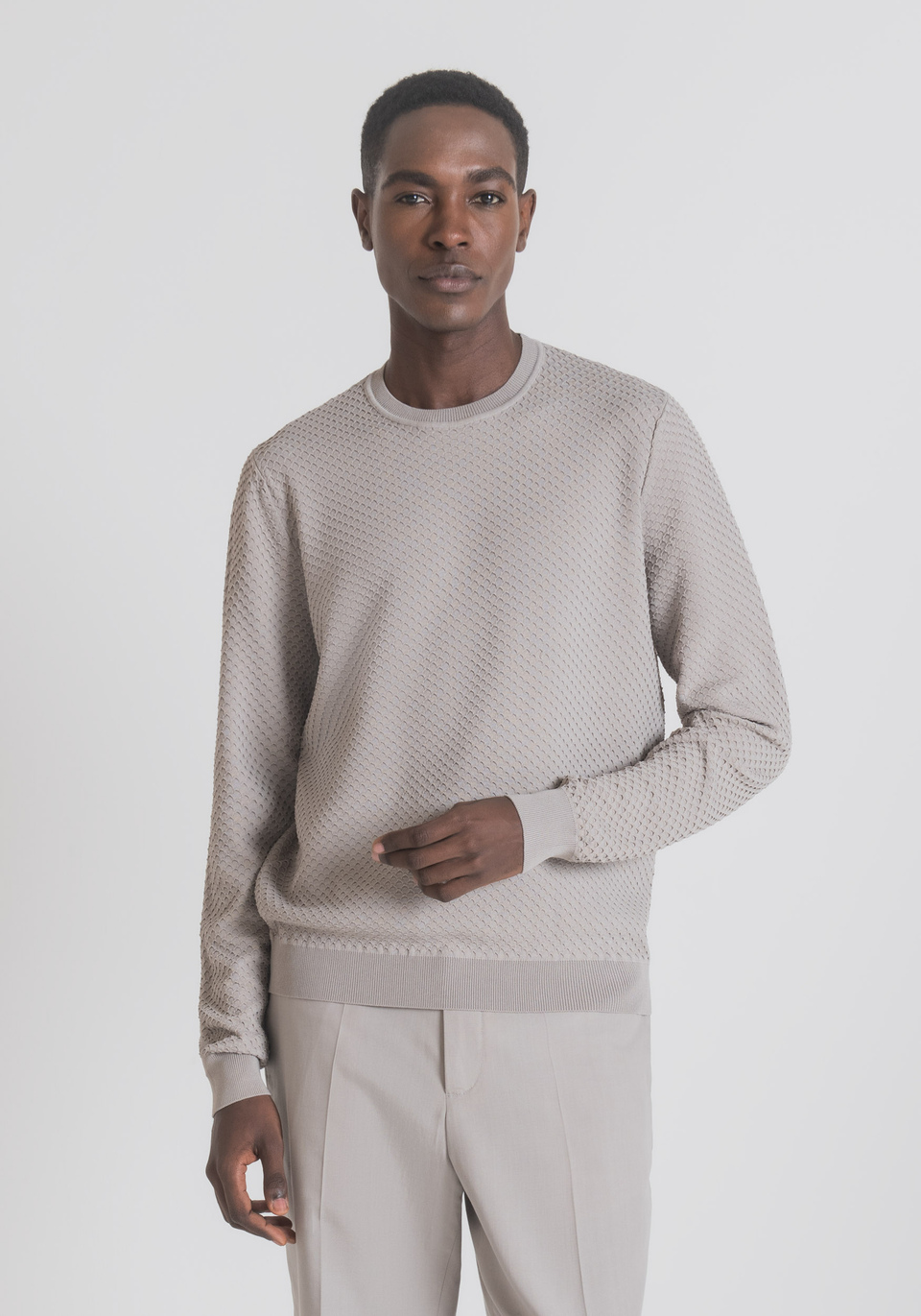 SLIM-FIT SWEATER IN VISCOSE-BLEND YARN WITH HONEYCOMB KNIT - Antony Morato Online Shop