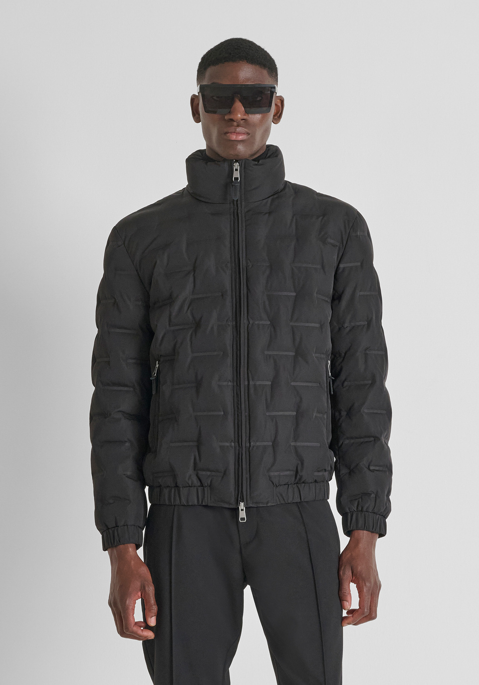 CHAQUETA REGULAR FIT ACOLCHADA CON RELLENO ECOLÓGICO DUPONT SORONA - Antony Morato Online Shop