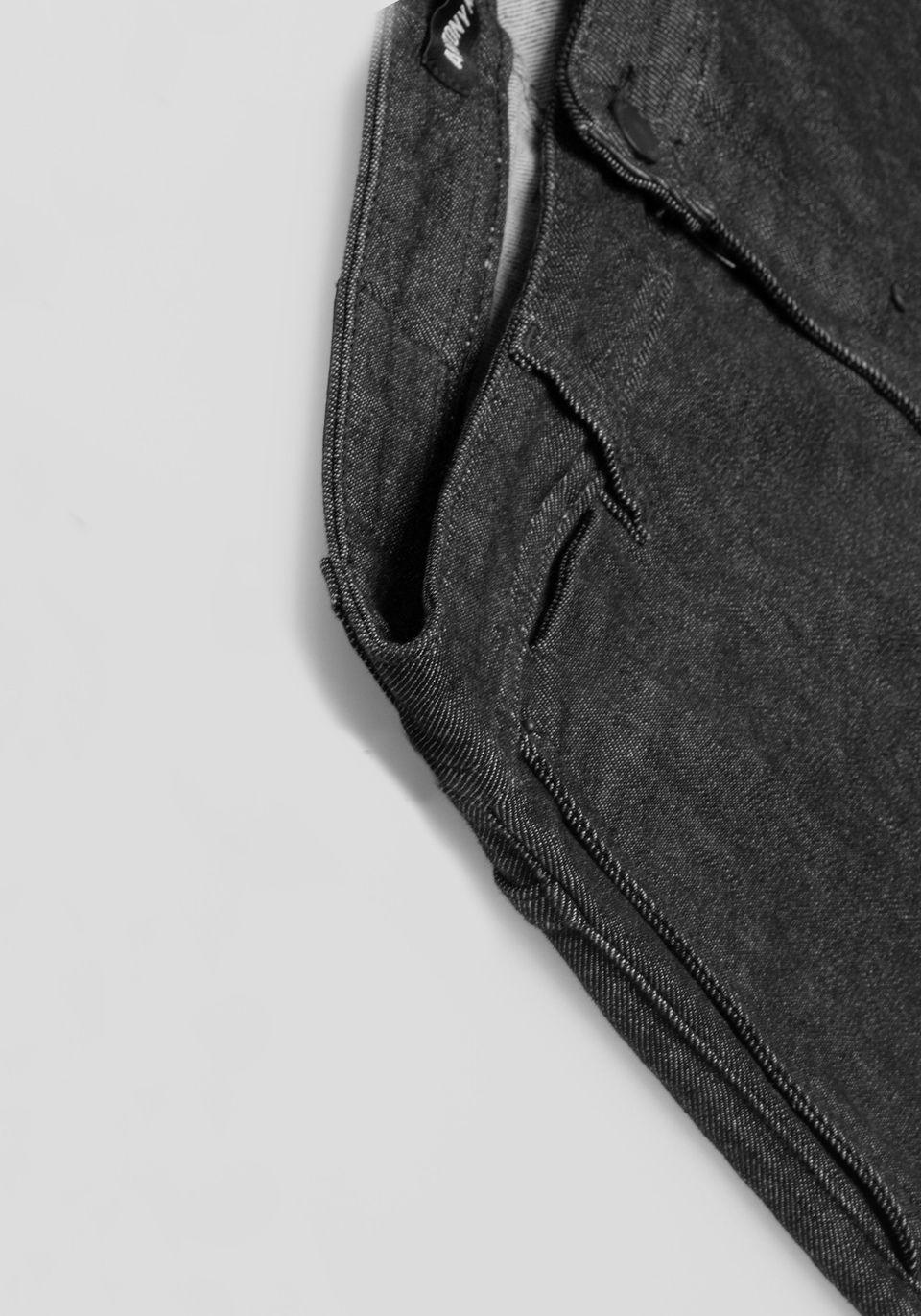 JEANS „MASON“ SKINNY FIT AUS SCHWARZEM CYBER-DENIM - Antony Morato Online Shop