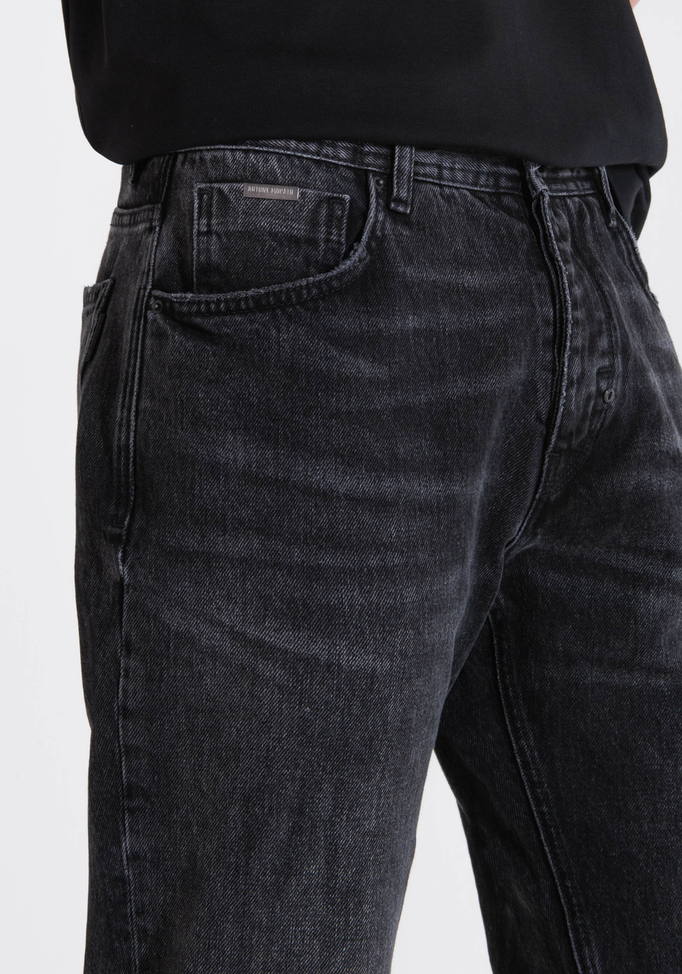 JEANS REGULAR STRAIGTH FIT "JOE" IN DENIM NERO CON LAVAGGIO SCURO - Antony Morato Online Shop