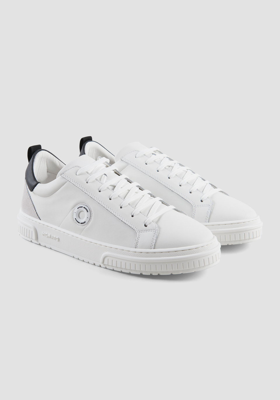 rico trainers in coated leather