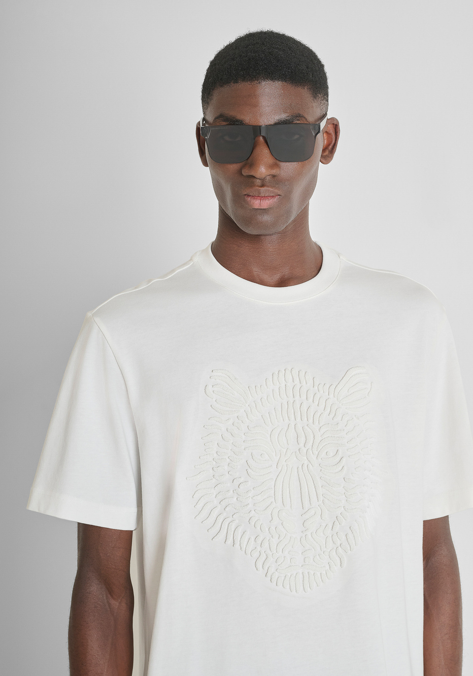 CAMISETA RELAXED FIT EN ALGODÓN - Antony Morato Online Shop