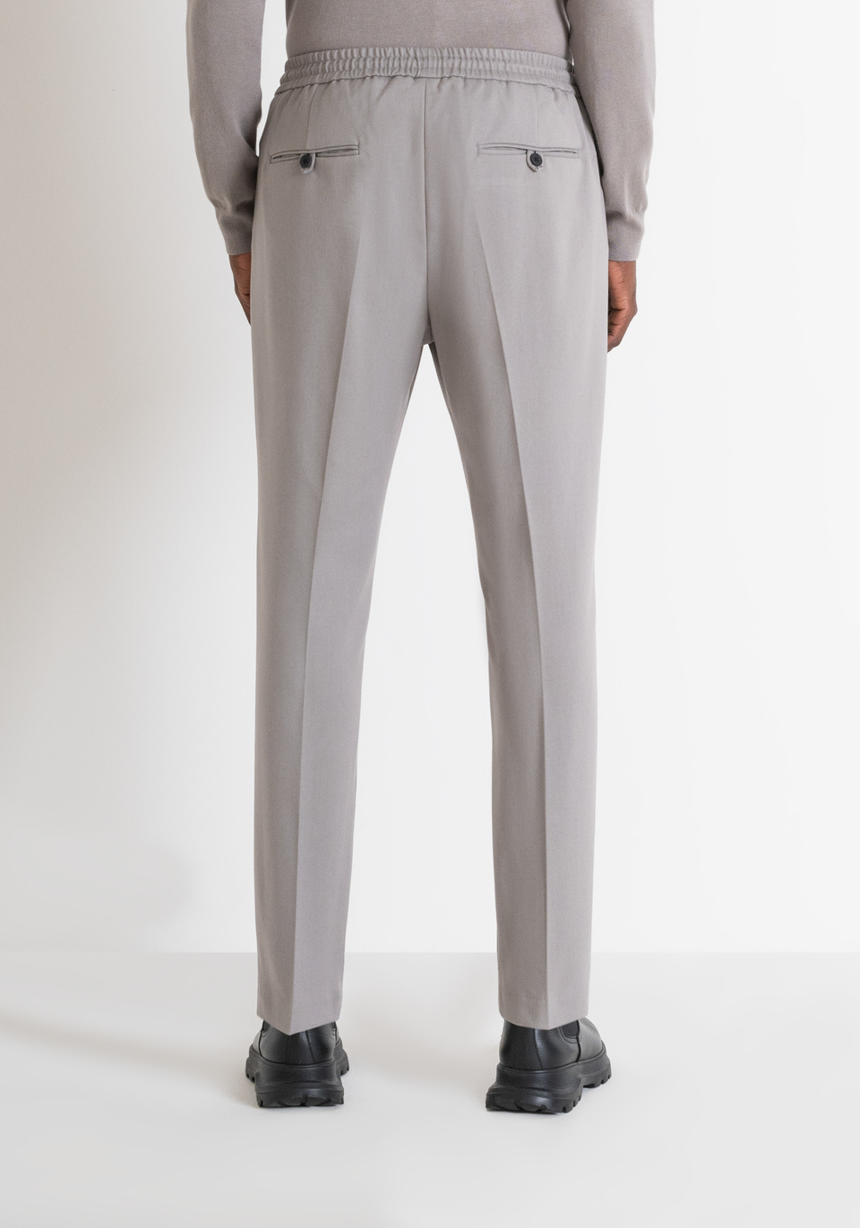HOSE „NEIL“ REGULAR FIT AUS GRAUEM VISKOSE-MISCHGEWEBE - Antony Morato Online Shop