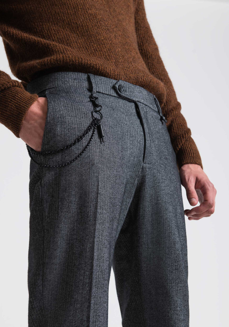 PANTALON COUPE CAROTTE « JAGGER » EN COTON STRETCH SOUPLE - Antony Morato Online Shop