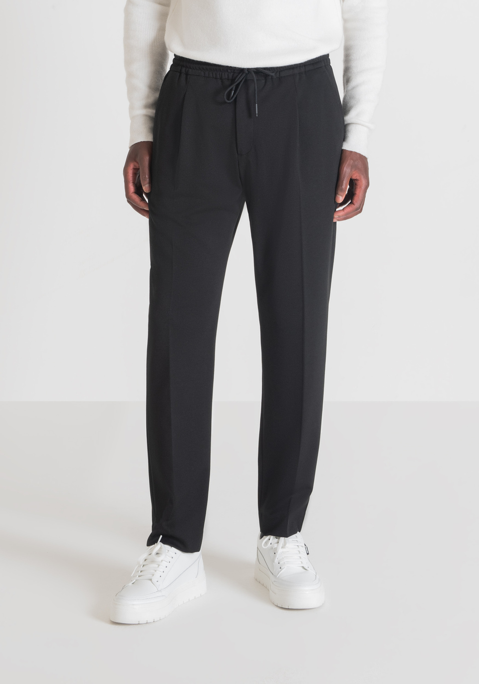 "NEIL" REGULAR FIT TROUSERS IN STRETCH VISCOSE BLEND FABRIC WITH CENTRAL CREASE - Antony Morato Online Shop
