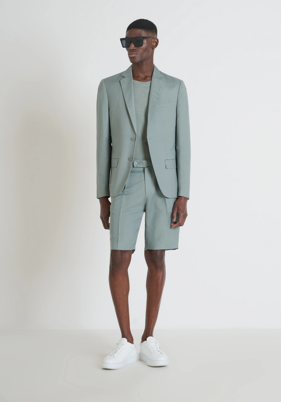 LOOK 172 LOOK 172