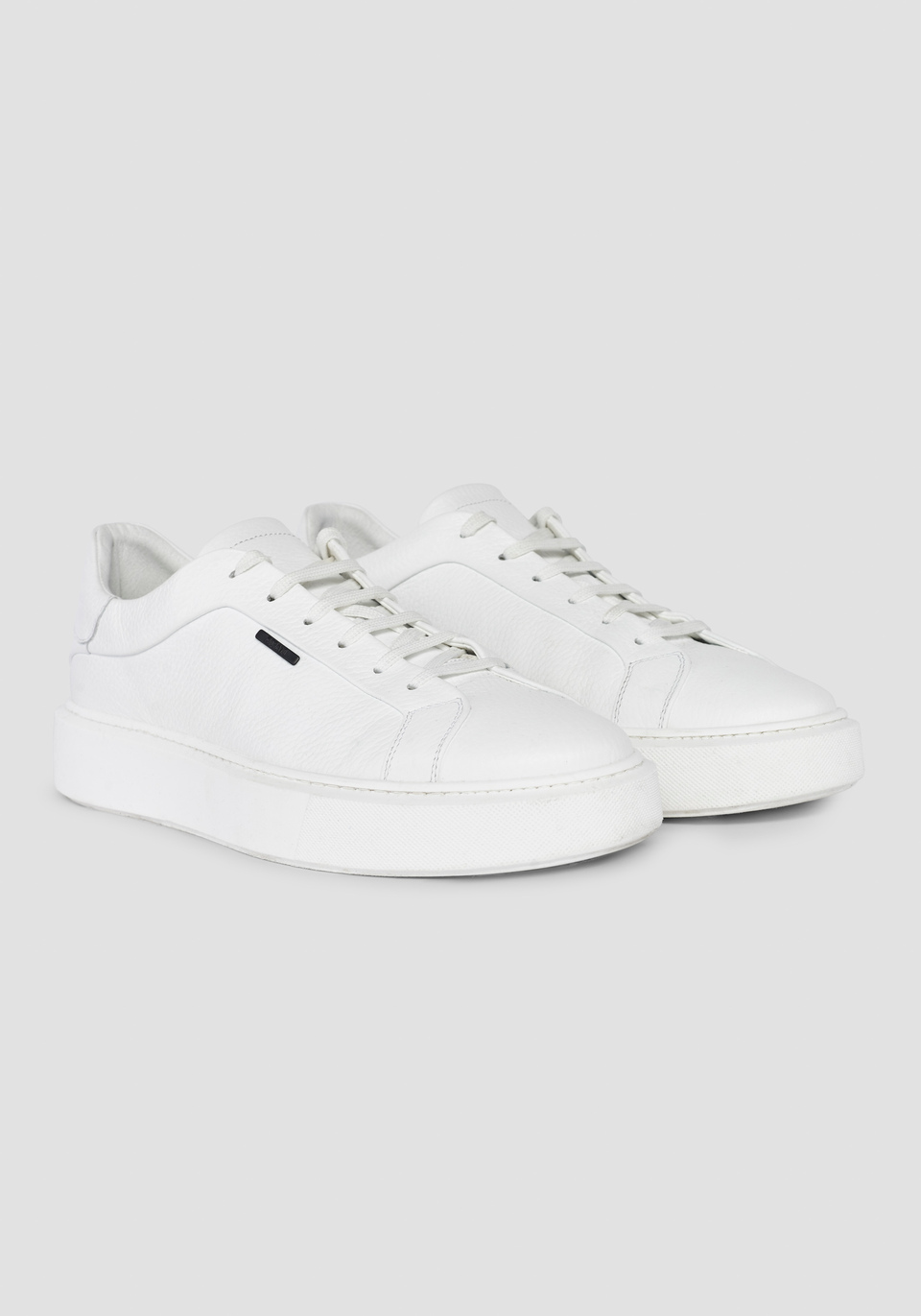 "ARTEM" LOW-TOP SNEAKERS IN 100% SOLID-COLOUR LEATHER WITH LOGO PLAQUE - Antony Morato Online Shop