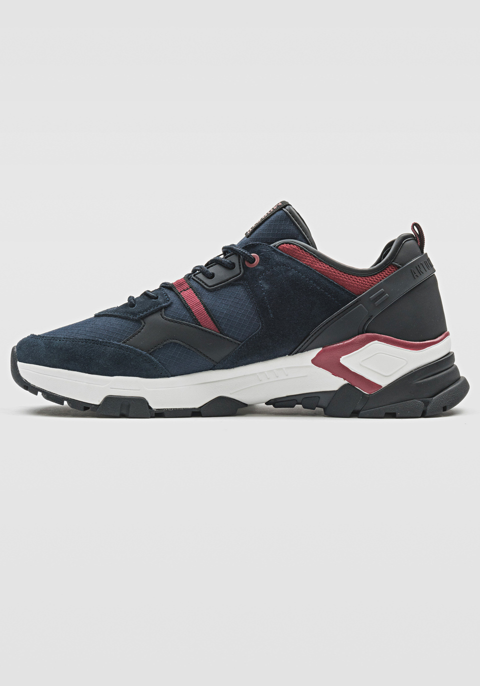 RUNNING-SNEAKER AUS NYLON MIT DETAILS AUS WILDLEDER UND SYNTHETIK - Antony Morato Online Shop