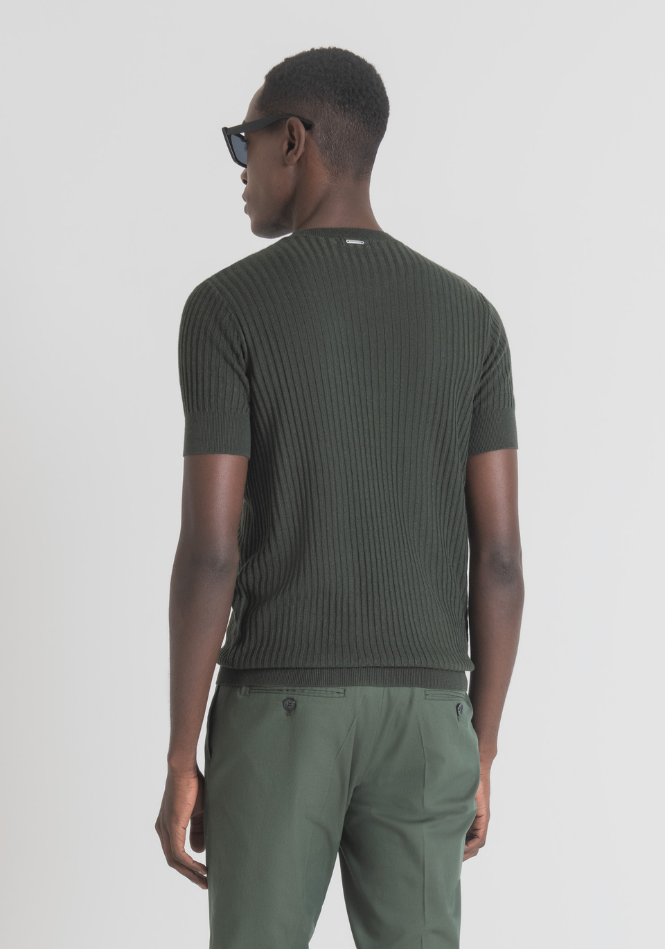 SLIM-FIT KNITTED T-SHIRT IN LINEN BLEND WITH POCKET - Antony Morato Online Shop