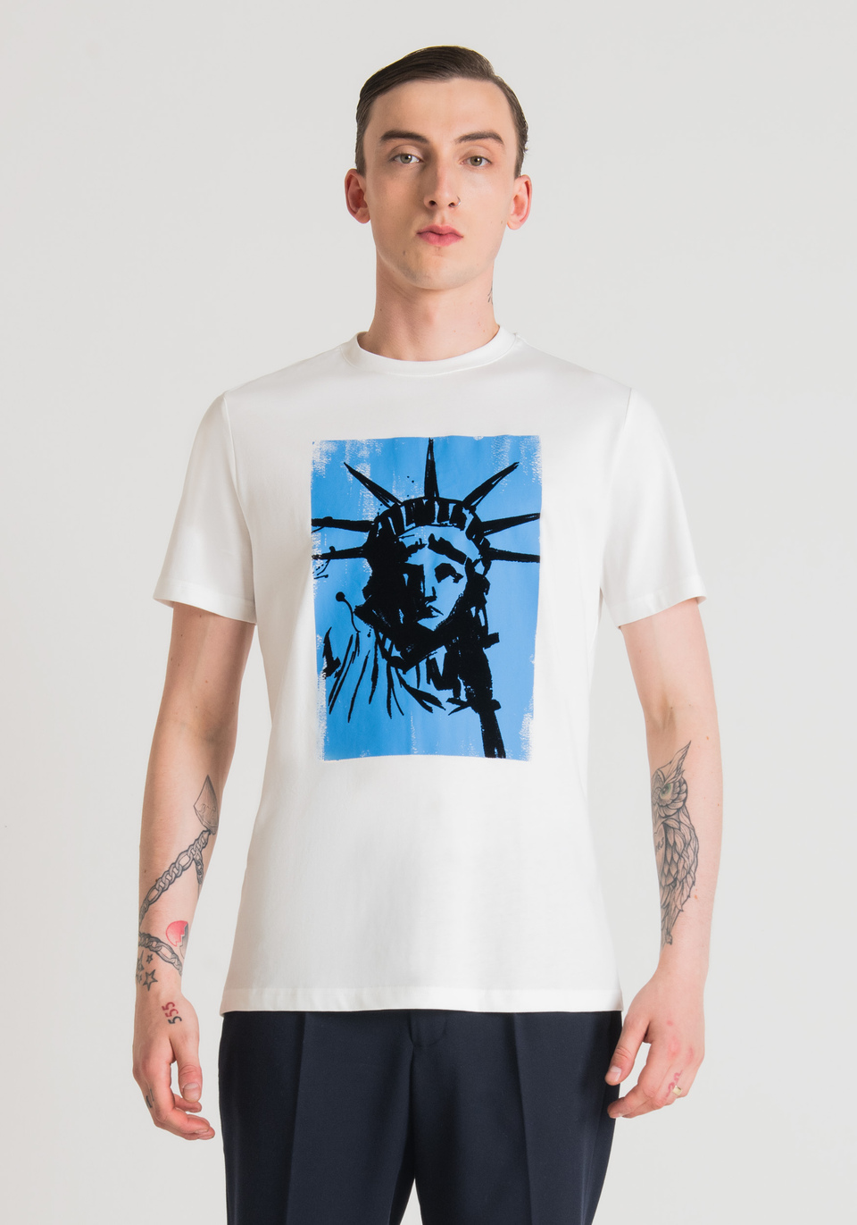 REGULAR FIT T-SHIRT IN 100% COTTON WITH STATUE OF LIBERTY PRINT - Antony Morato Online Shop