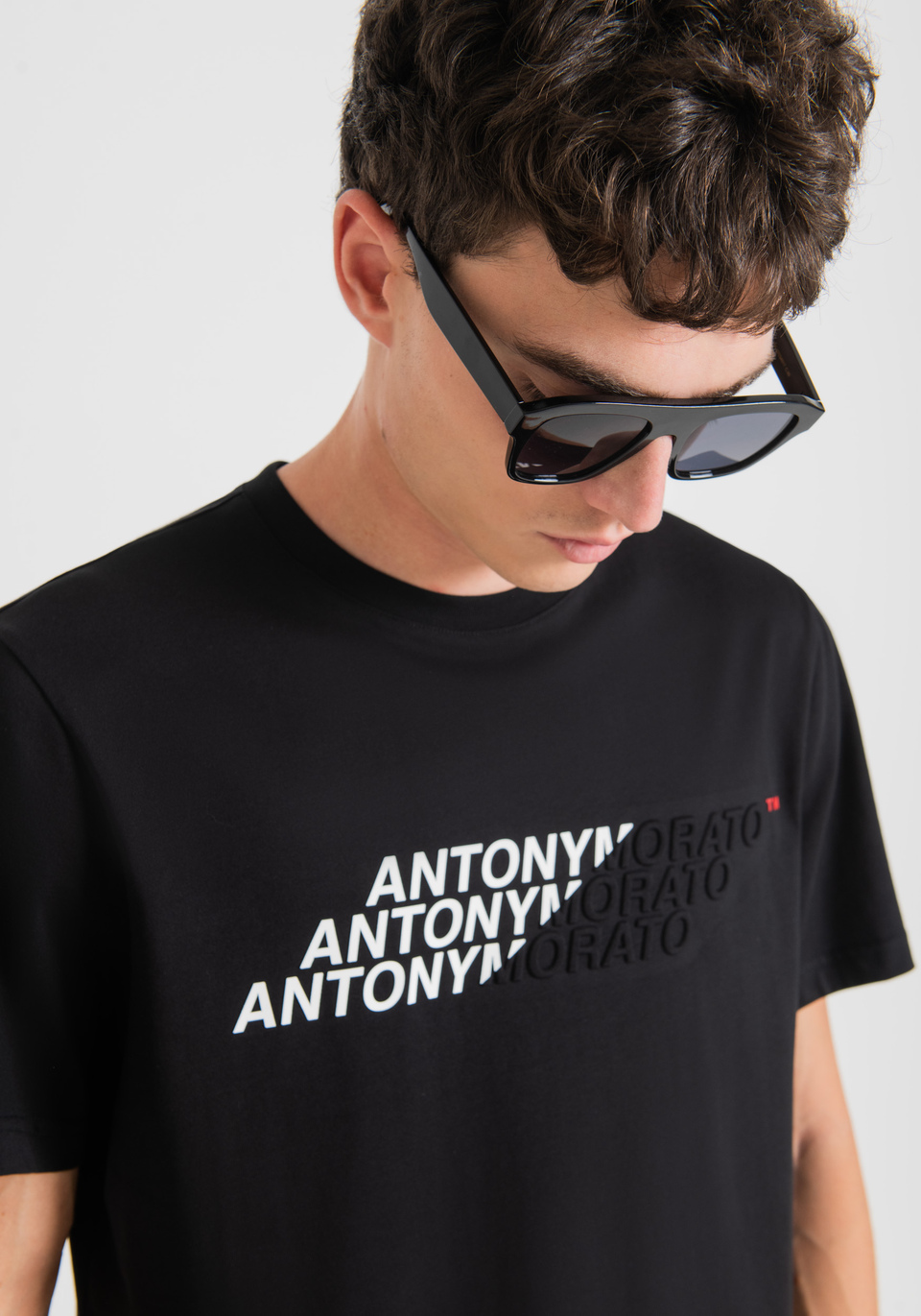 T-SHIRT REGULAR FIT EN COTON AVEC IMPRIMÉ LOGO EFFET CAOUTCHOUC - Antony Morato Online Shop