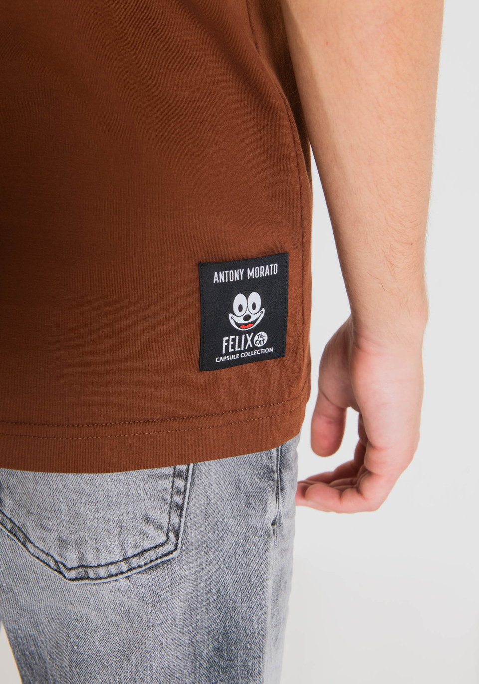 REGULAR-FIT T-SHIRT IN PURE COTTON WITH FELIX THE CAT PRINT - Antony Morato Online Shop