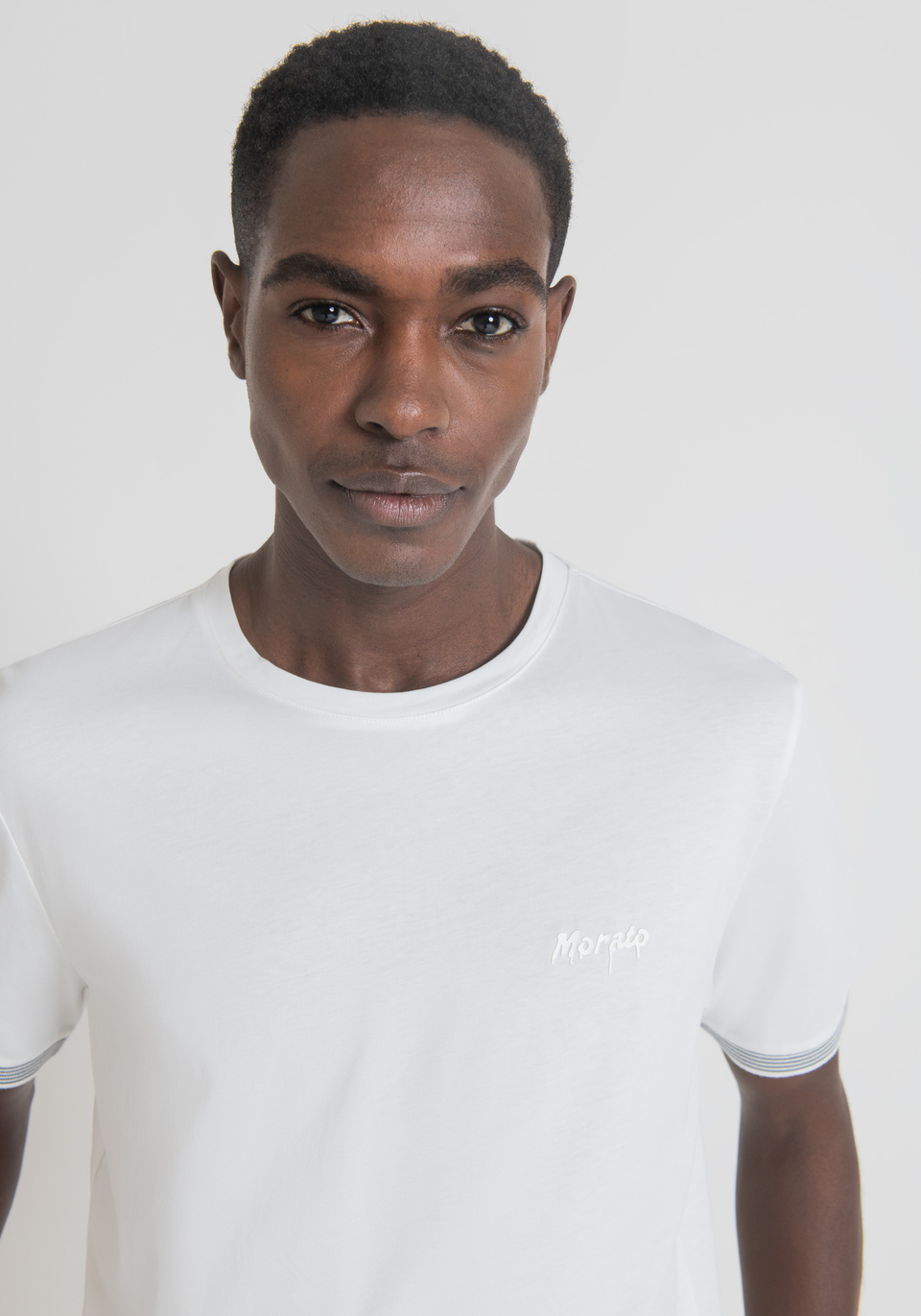 REGULAR-FIT T-SHIRT IN PURE COTTON WITH "MORATO" PRINT - Antony Morato Online Shop