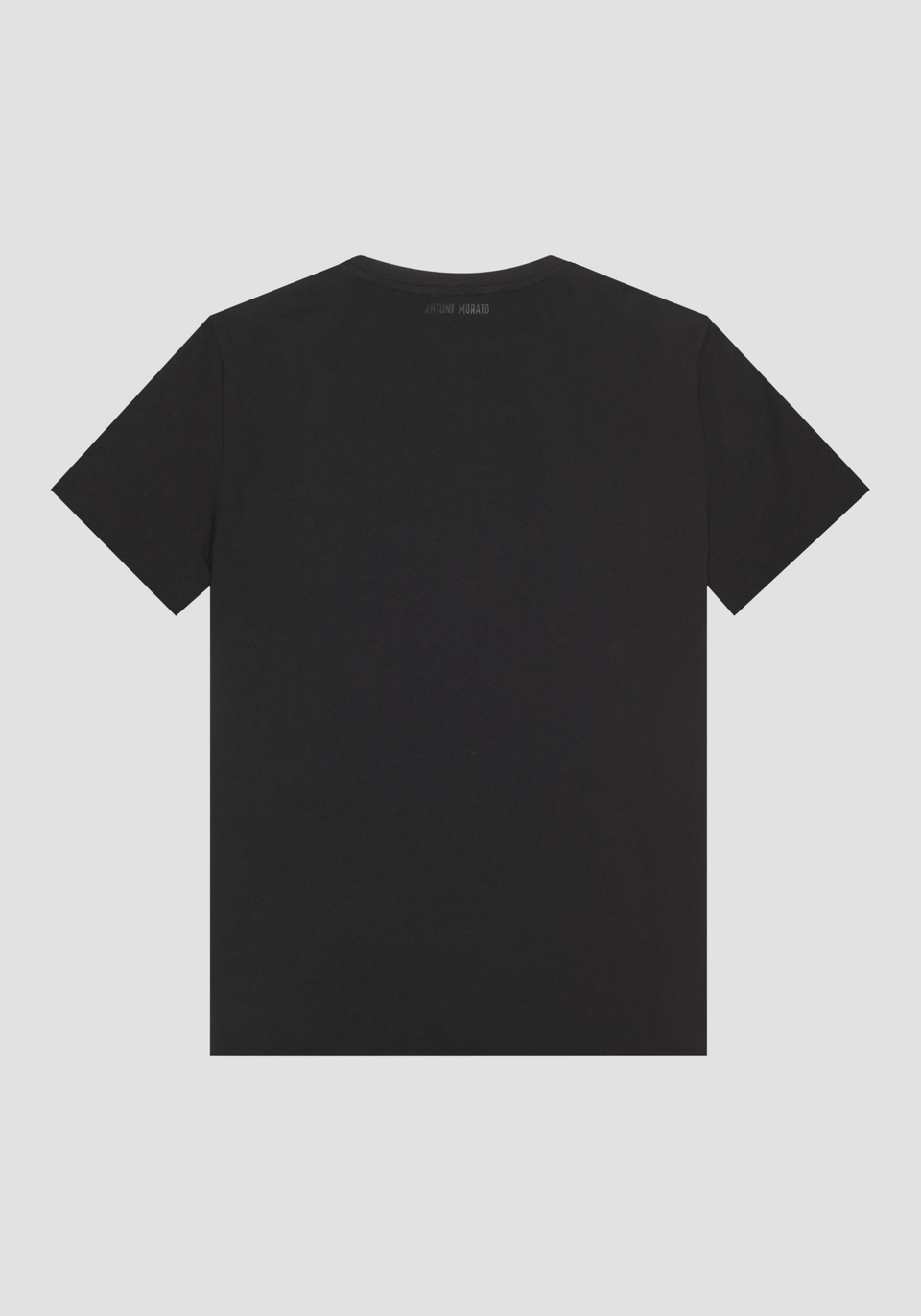 Plain black store t shirt online
