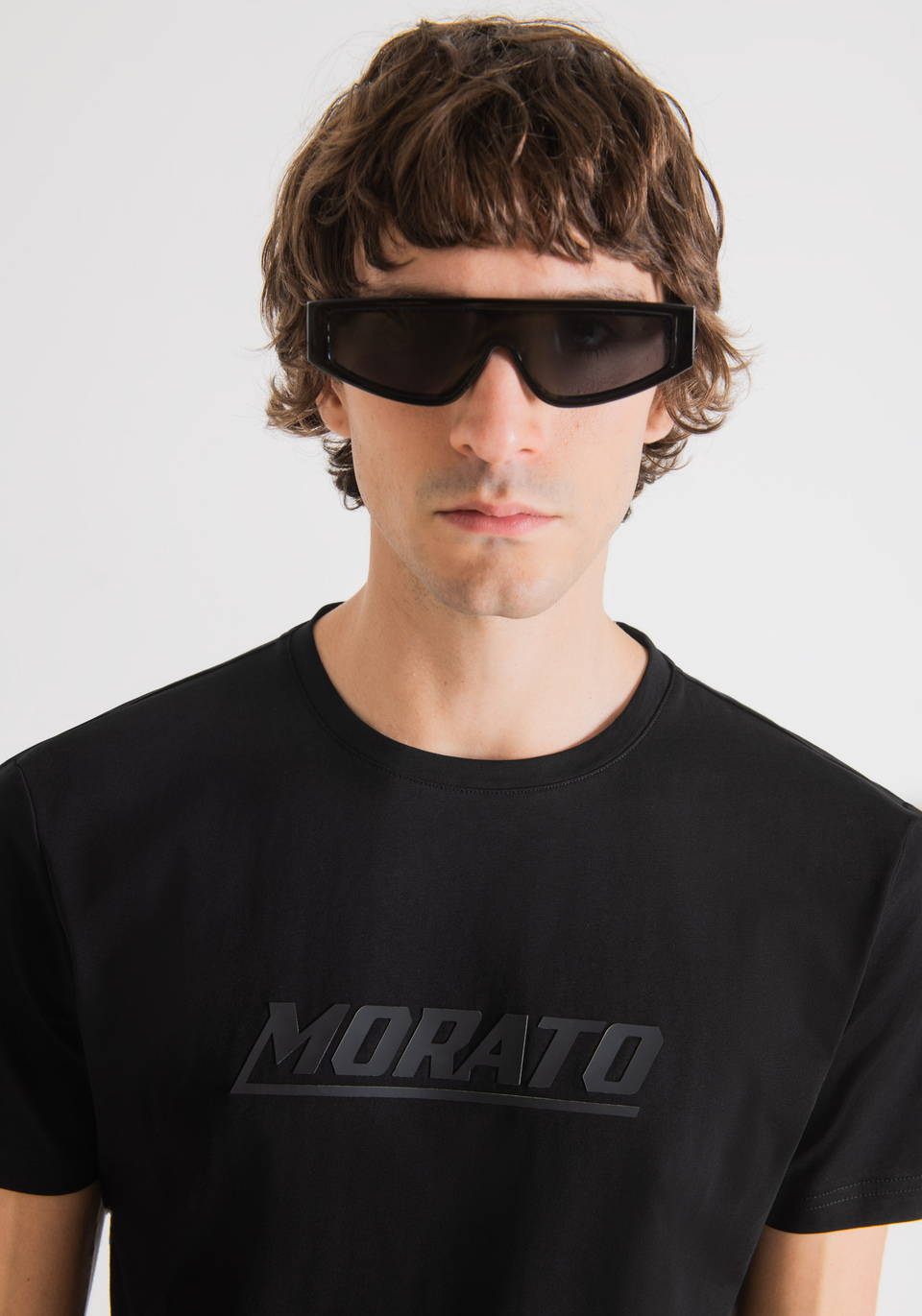 SLIM-FIT T-SHIRT IN PURE COTTON WITH RUBBERISED MORATO PRINT - Antony Morato Online Shop