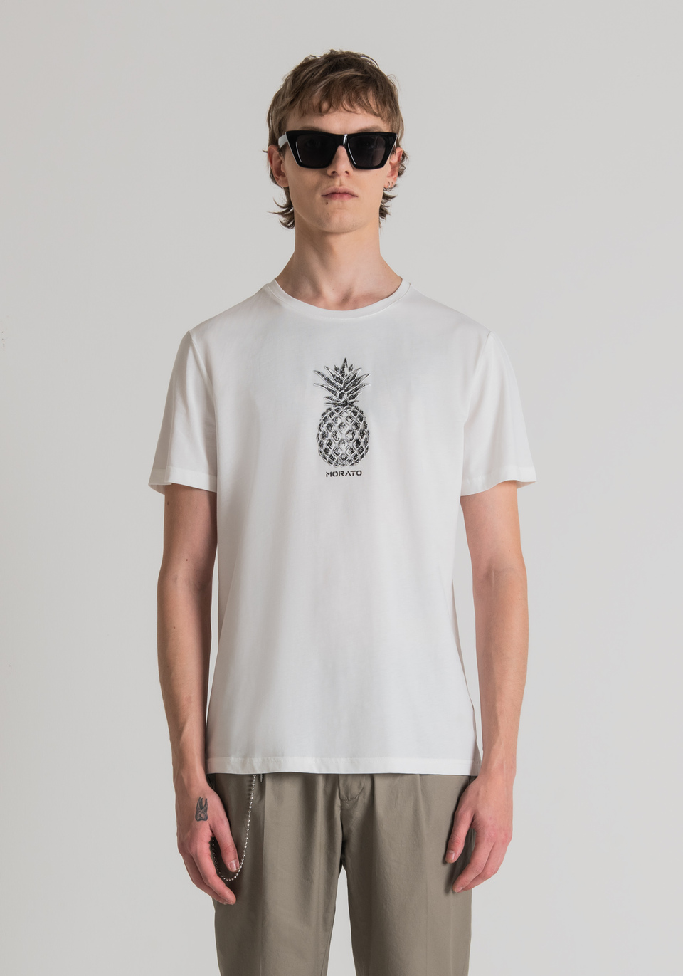 SLIM-FIT T-SHIRT IN PURE COTTON WITH PINEAPPLE PRINT - Antony Morato Online Shop