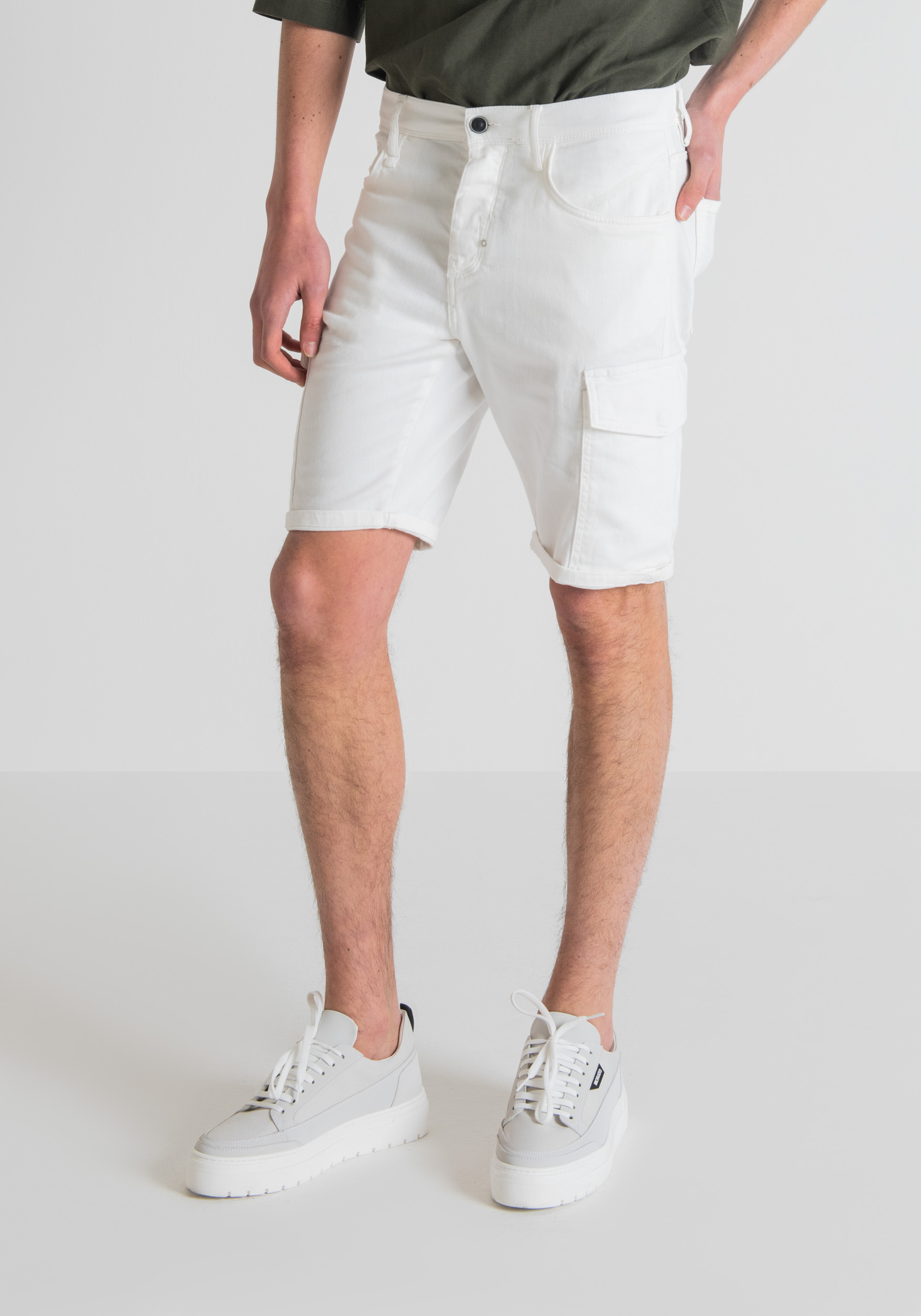 Bermuda Antony Morato marino con logo para hombre