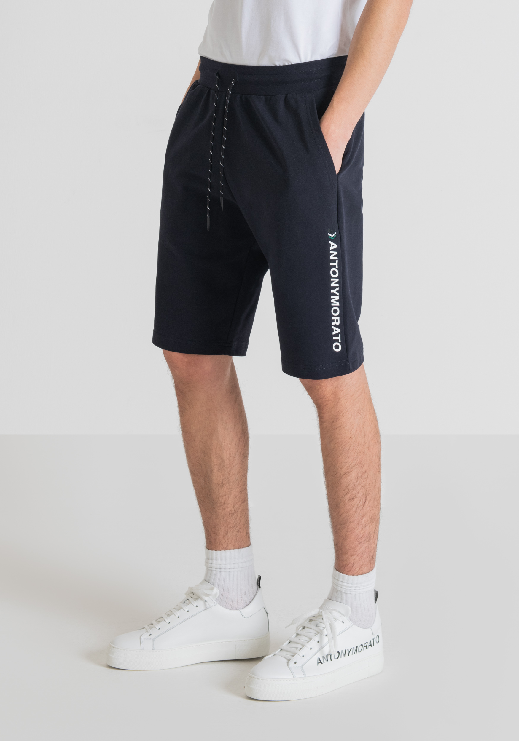 REGULAR-FIT SHORTS IN STRETCH COTTON | Antony Morato