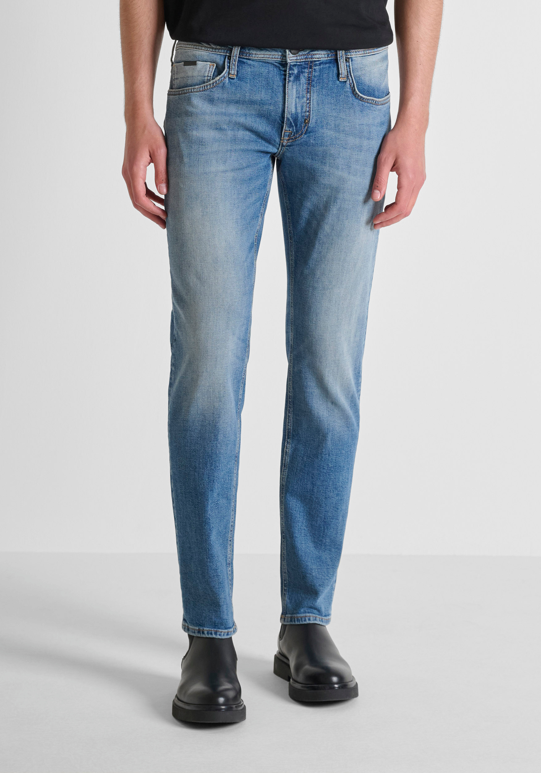 anthony calydon デニムパンツ TAPERED FIT 