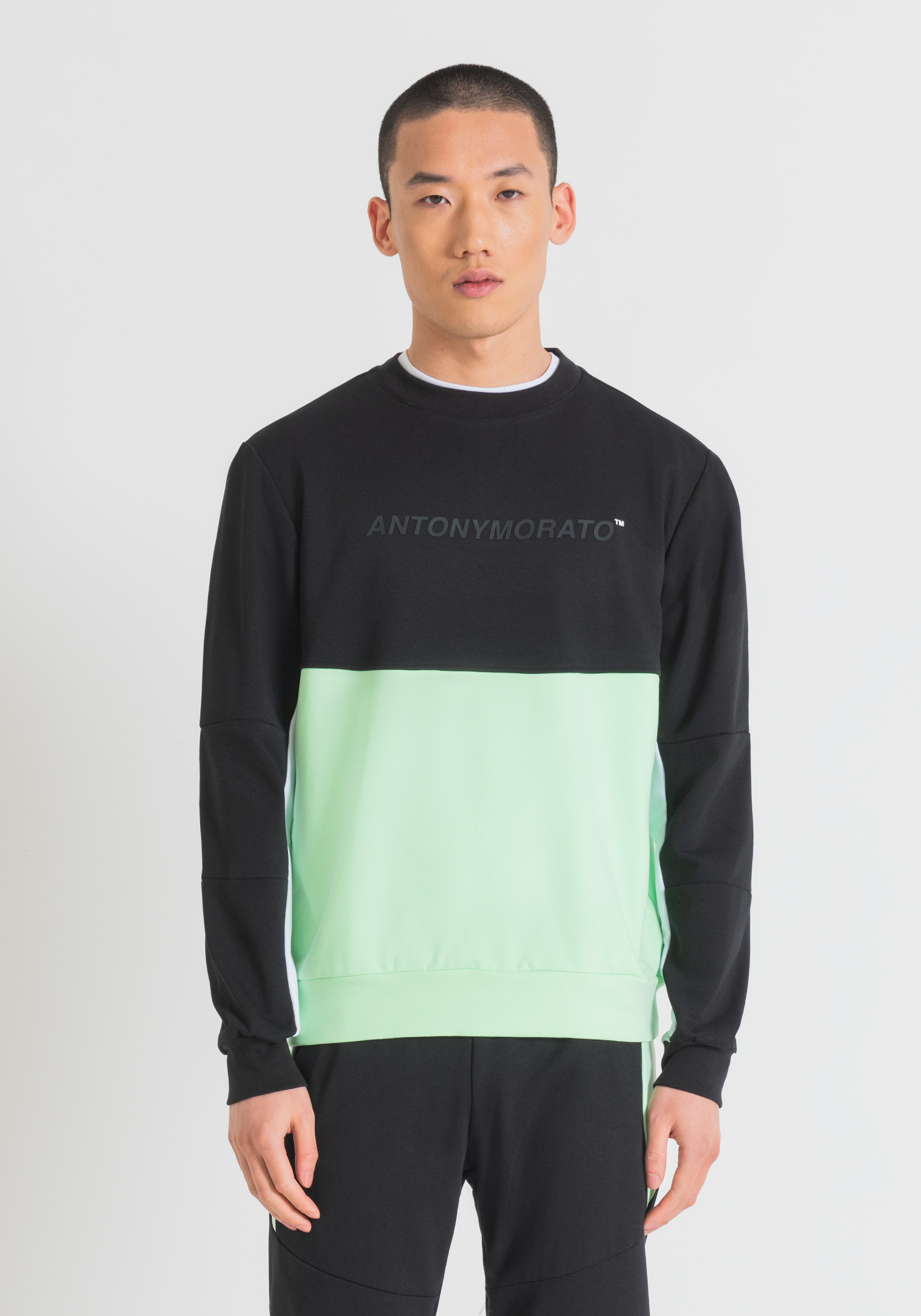 RELAXED FIT SWEATSHIRT IN SUSTAINABLE POLYESTER AND COTTON WITH 