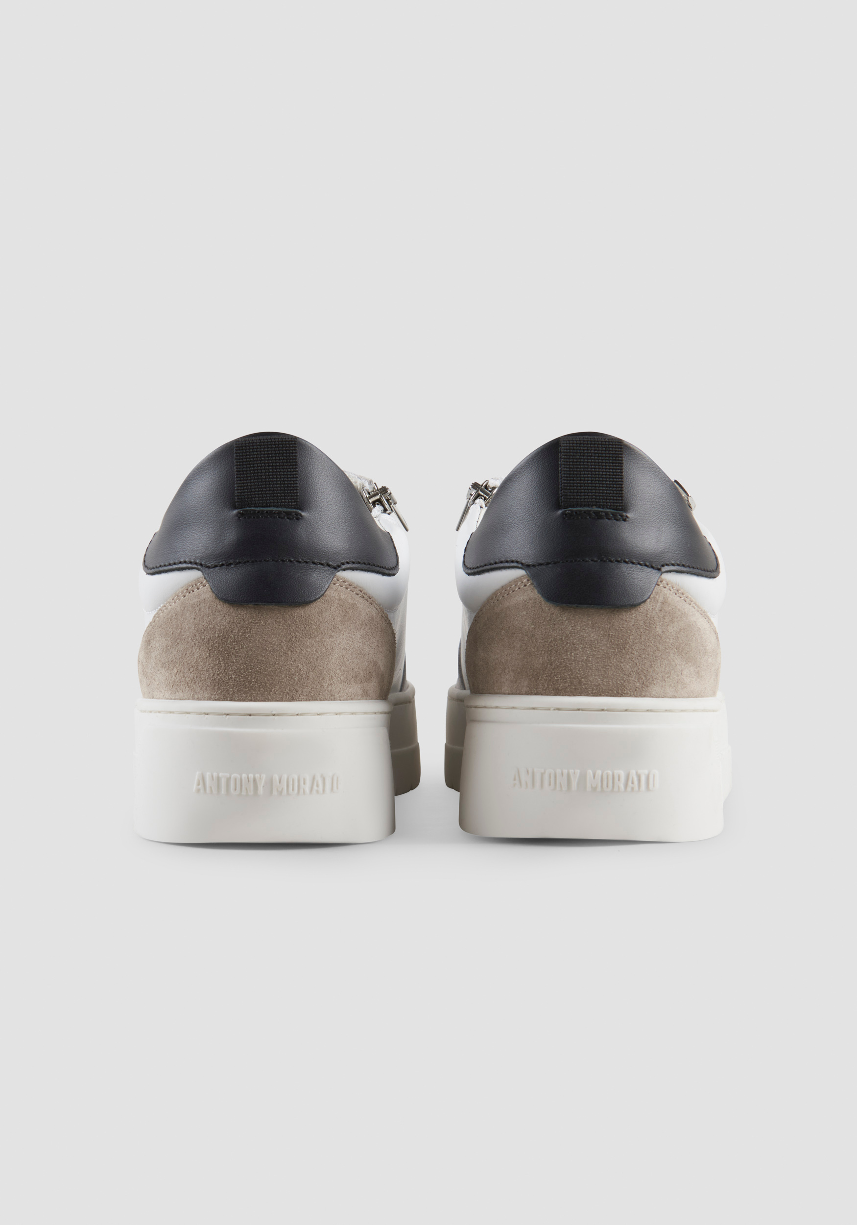 NIEDRIGER „ZIPPER“-SNEAKER AUS 100% LEDER MIT SEITLICHEM 