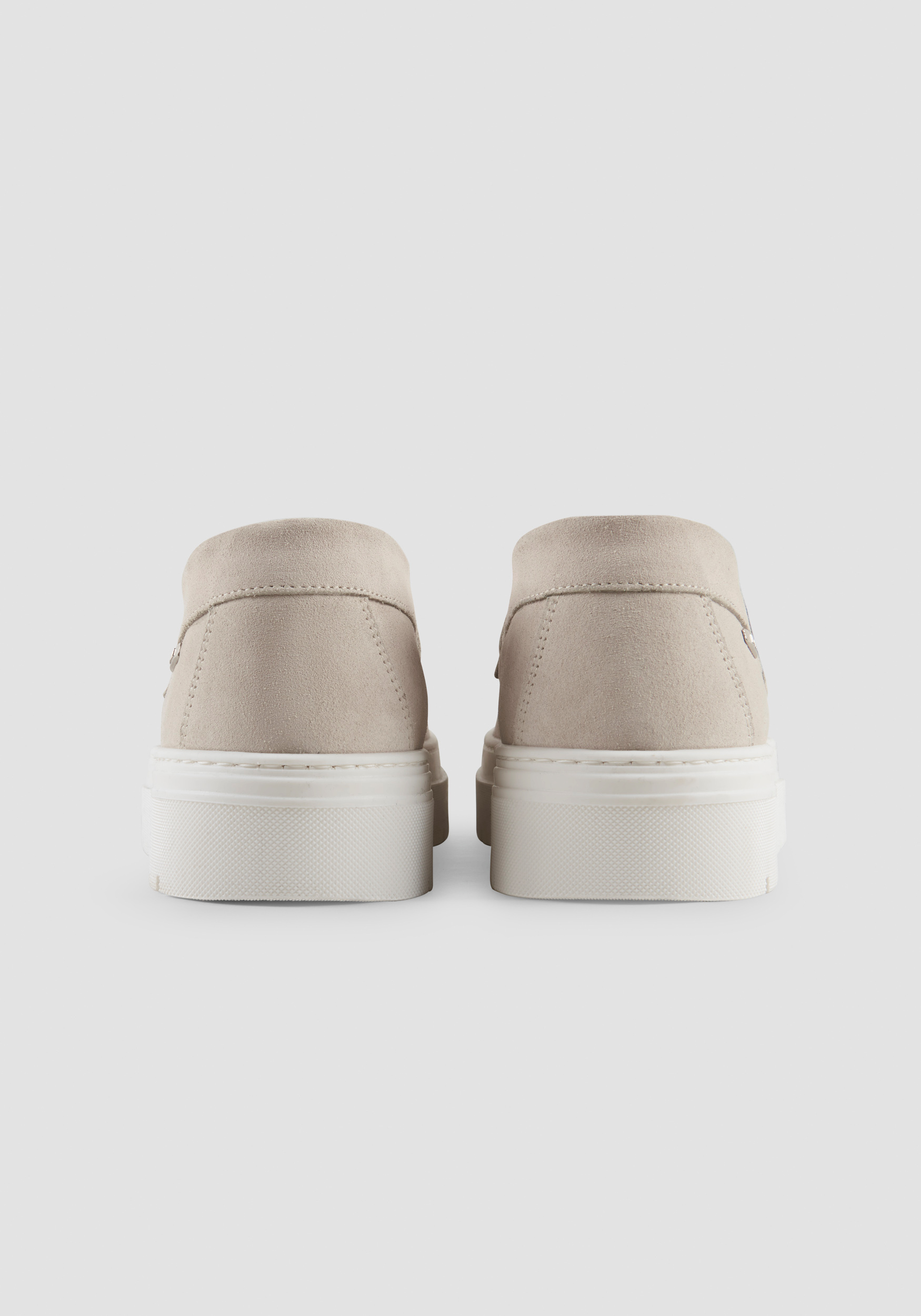 PLAIN SUEDE 